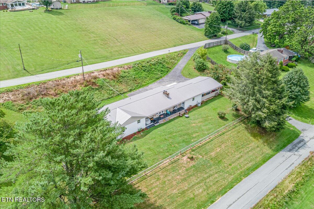 187 Oxford Circle Harrogate TN 37752