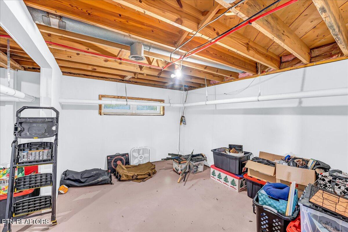 187 Oxford Circle Harrogate TN 37752