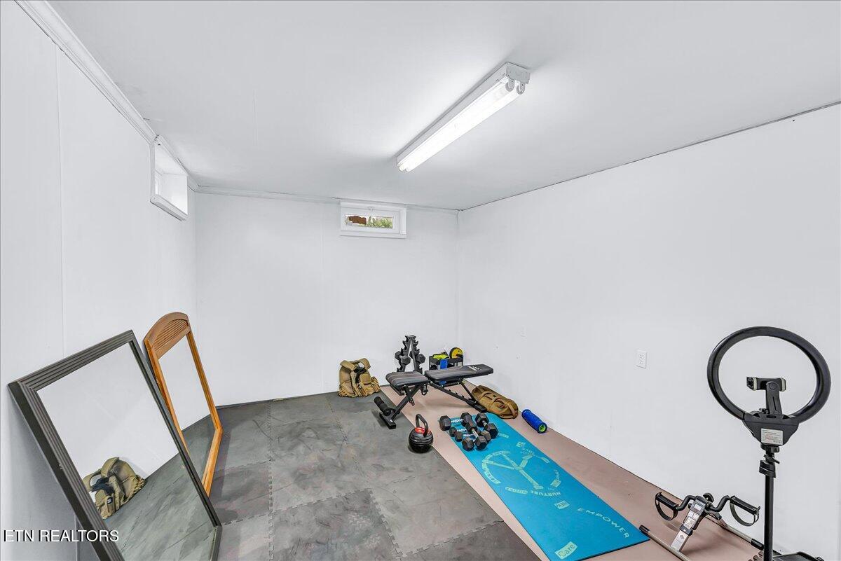 187 Oxford Circle Harrogate TN 37752