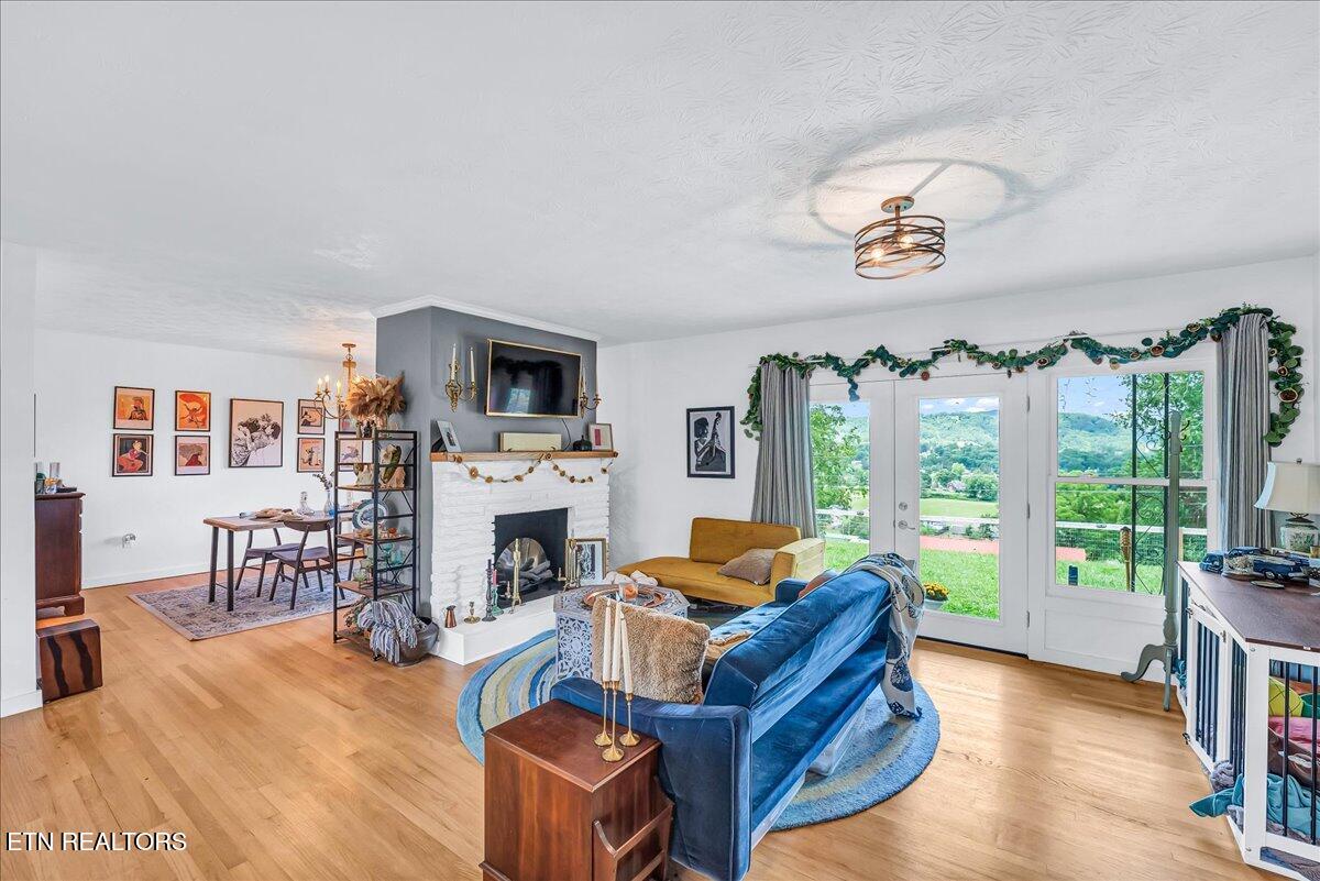 187 Oxford Circle Harrogate TN 37752