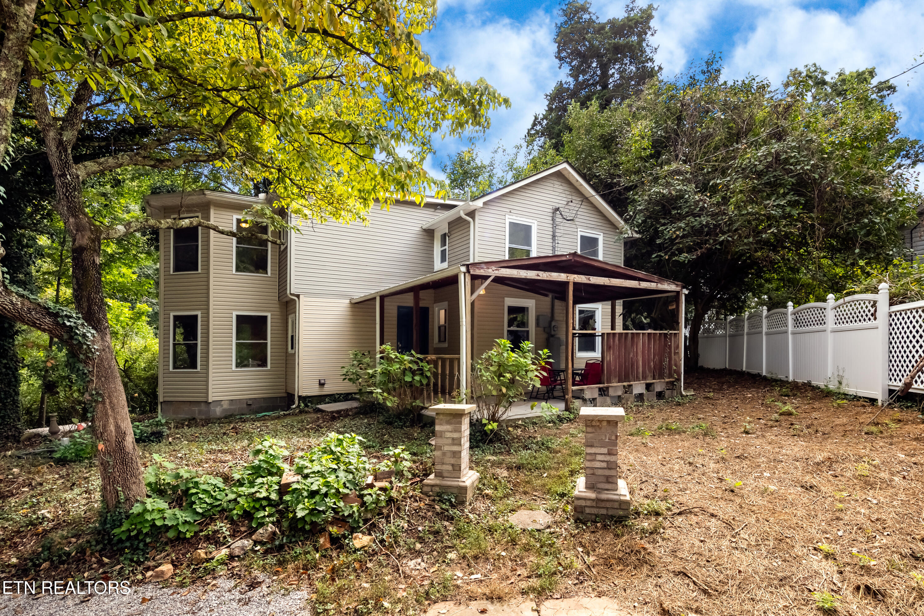 220 Oak Road Norris TN 37828