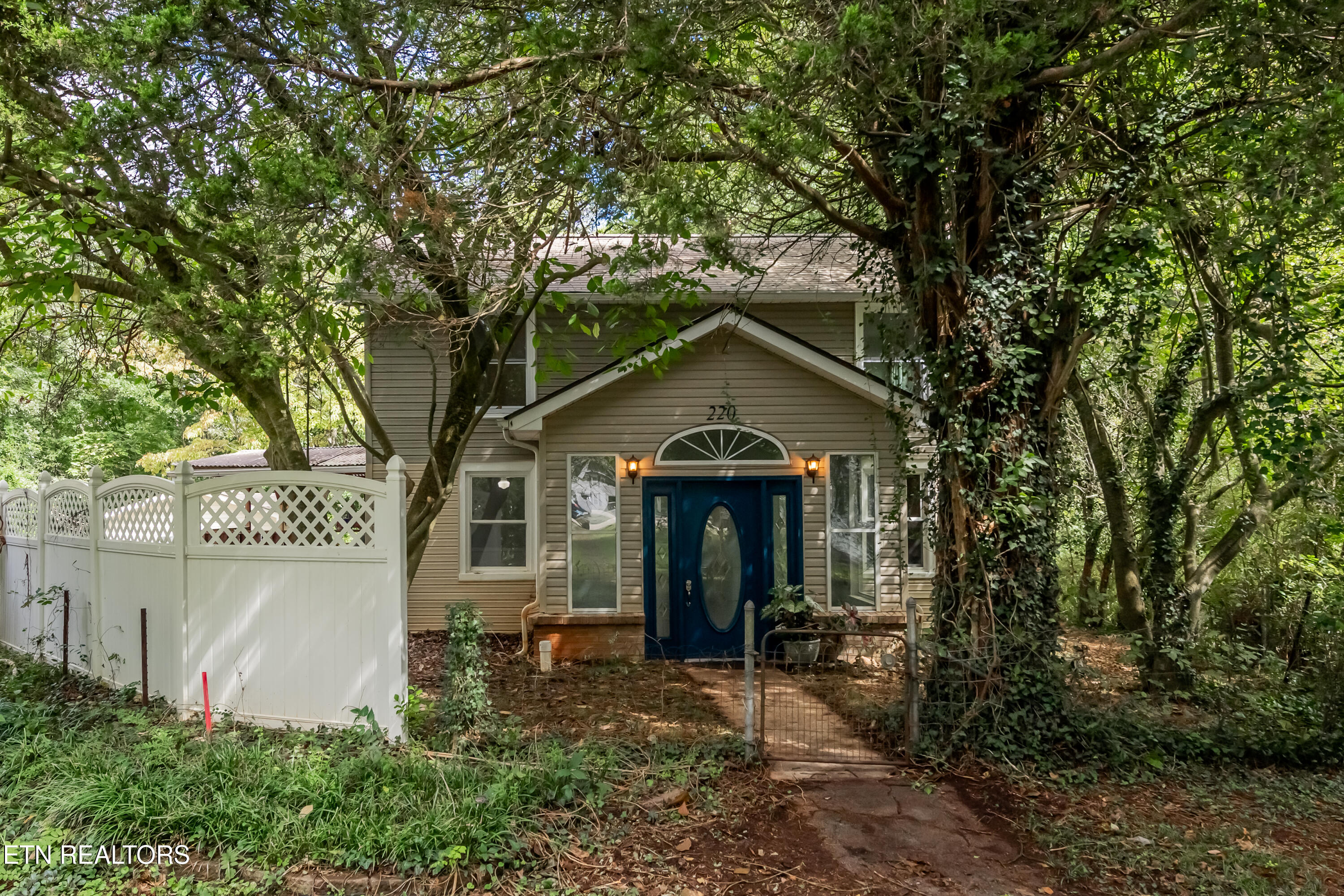 220 Oak Road Norris TN 37828