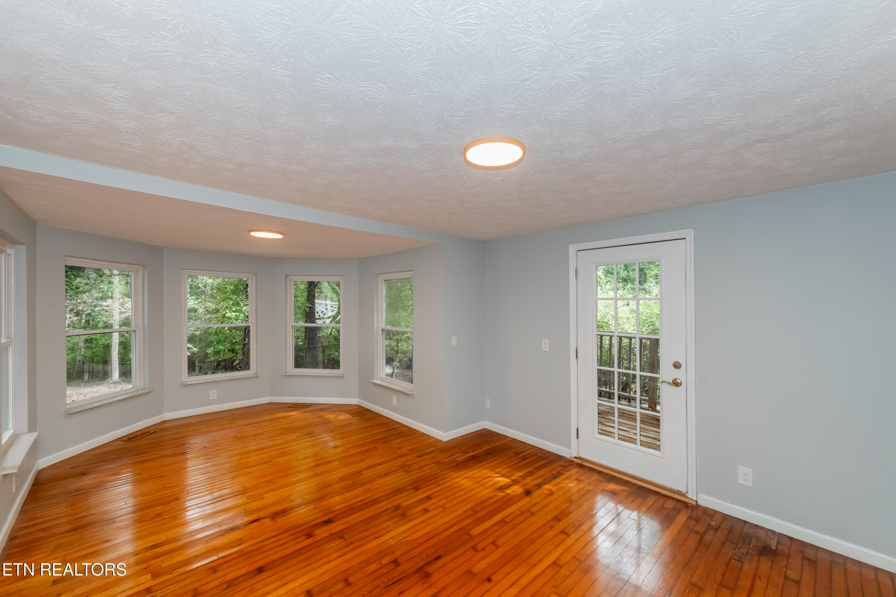 220 Oak Road Norris TN 37828