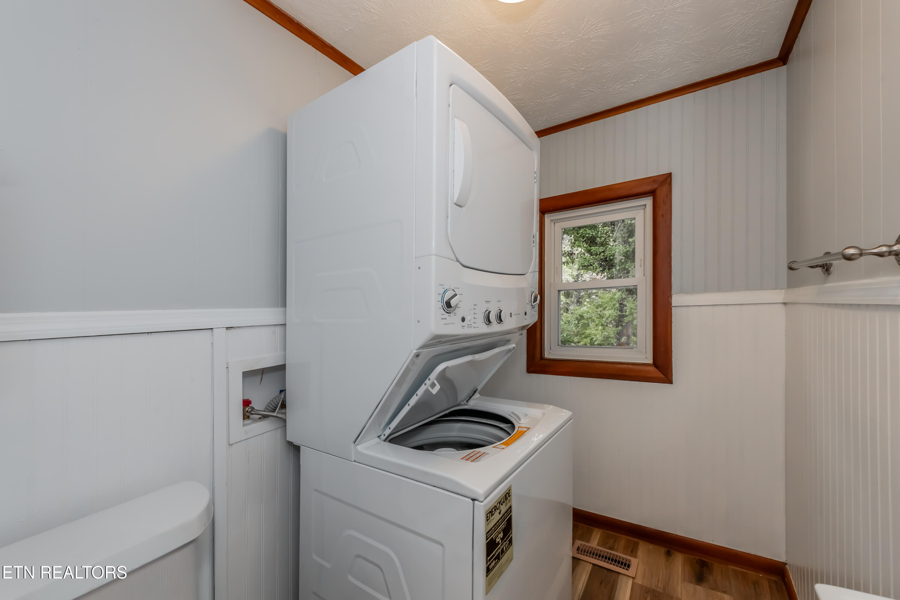220 Oak Road Norris TN 37828