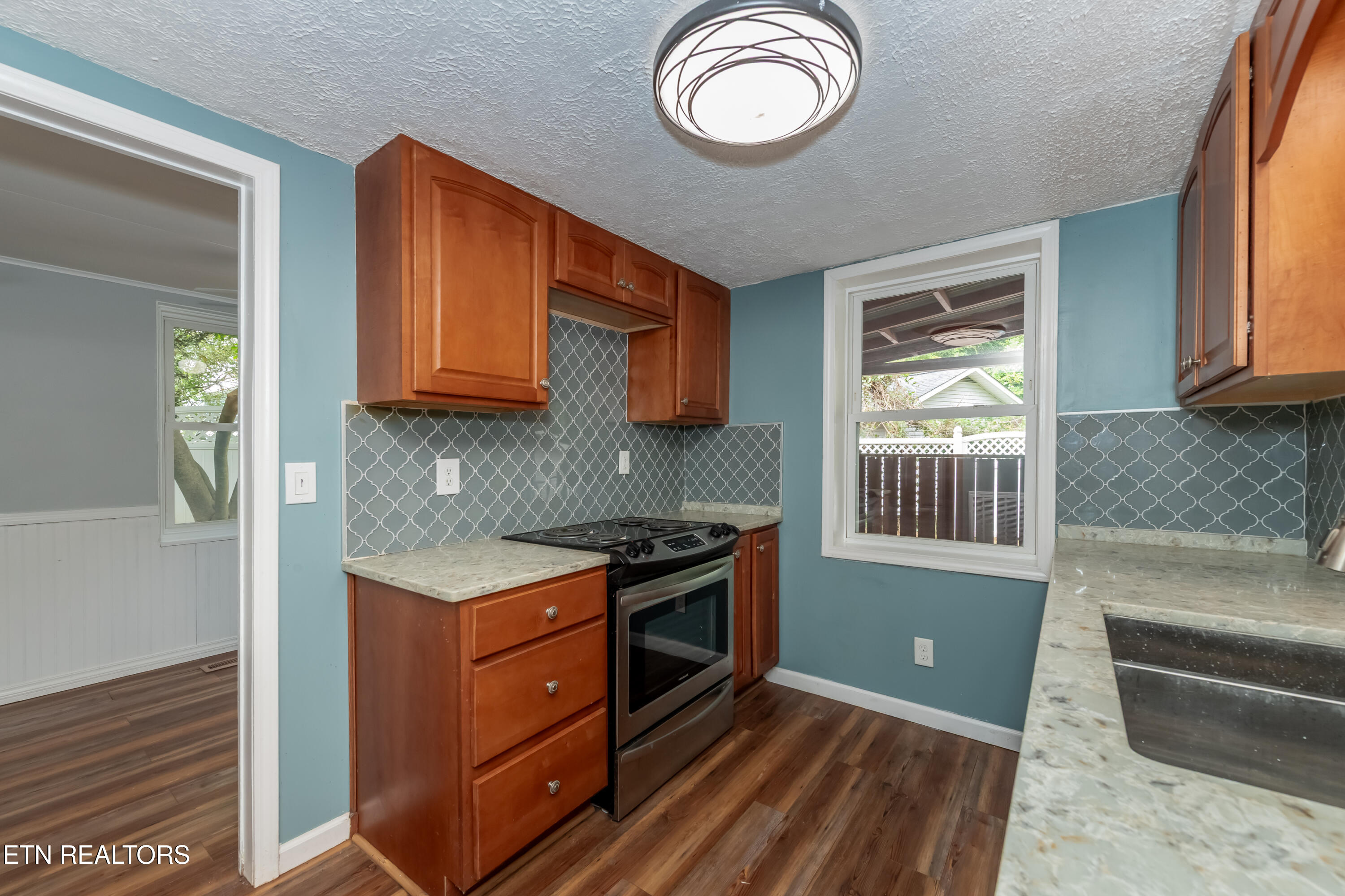 220 Oak Road Norris TN 37828