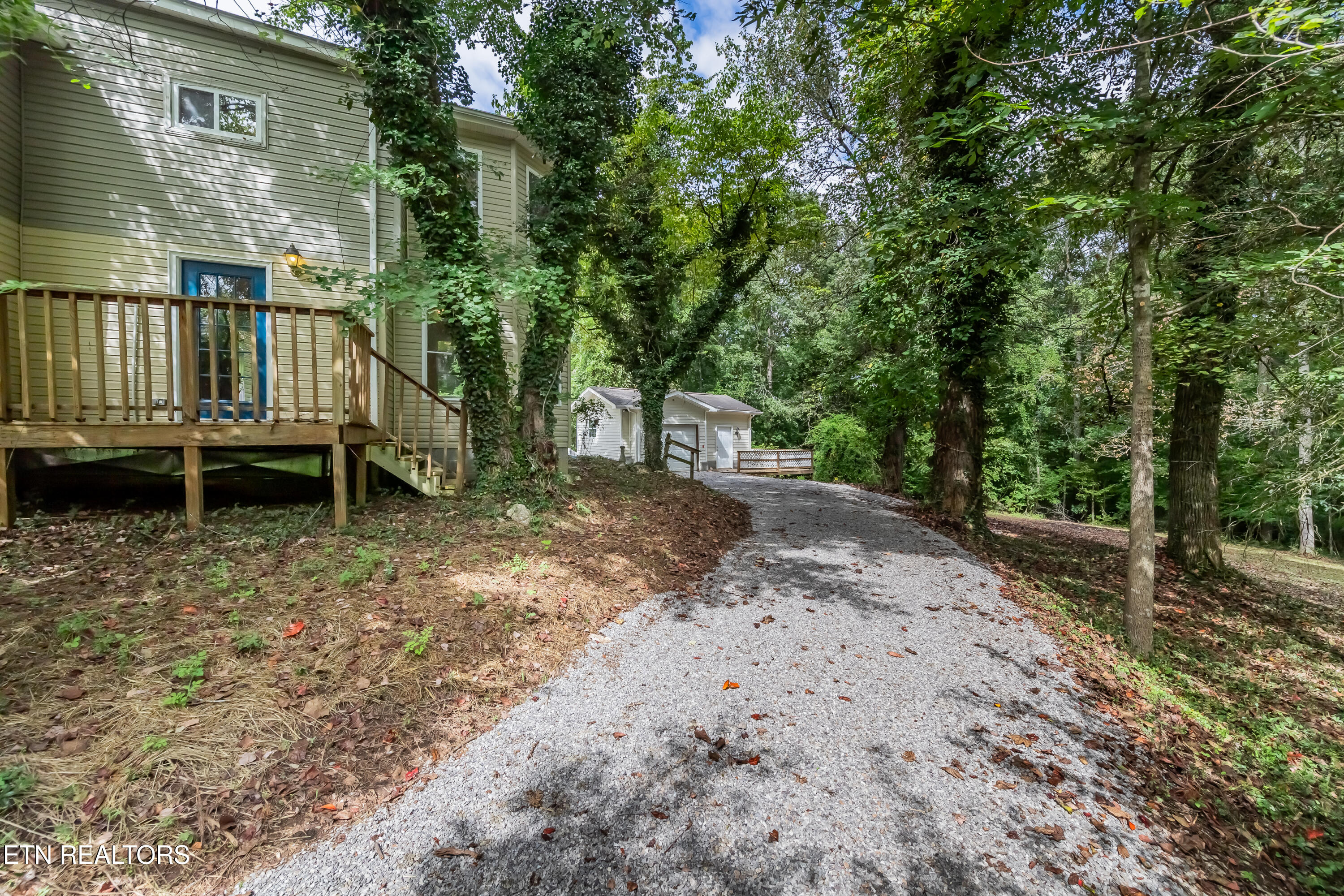 220 Oak Road Norris TN 37828