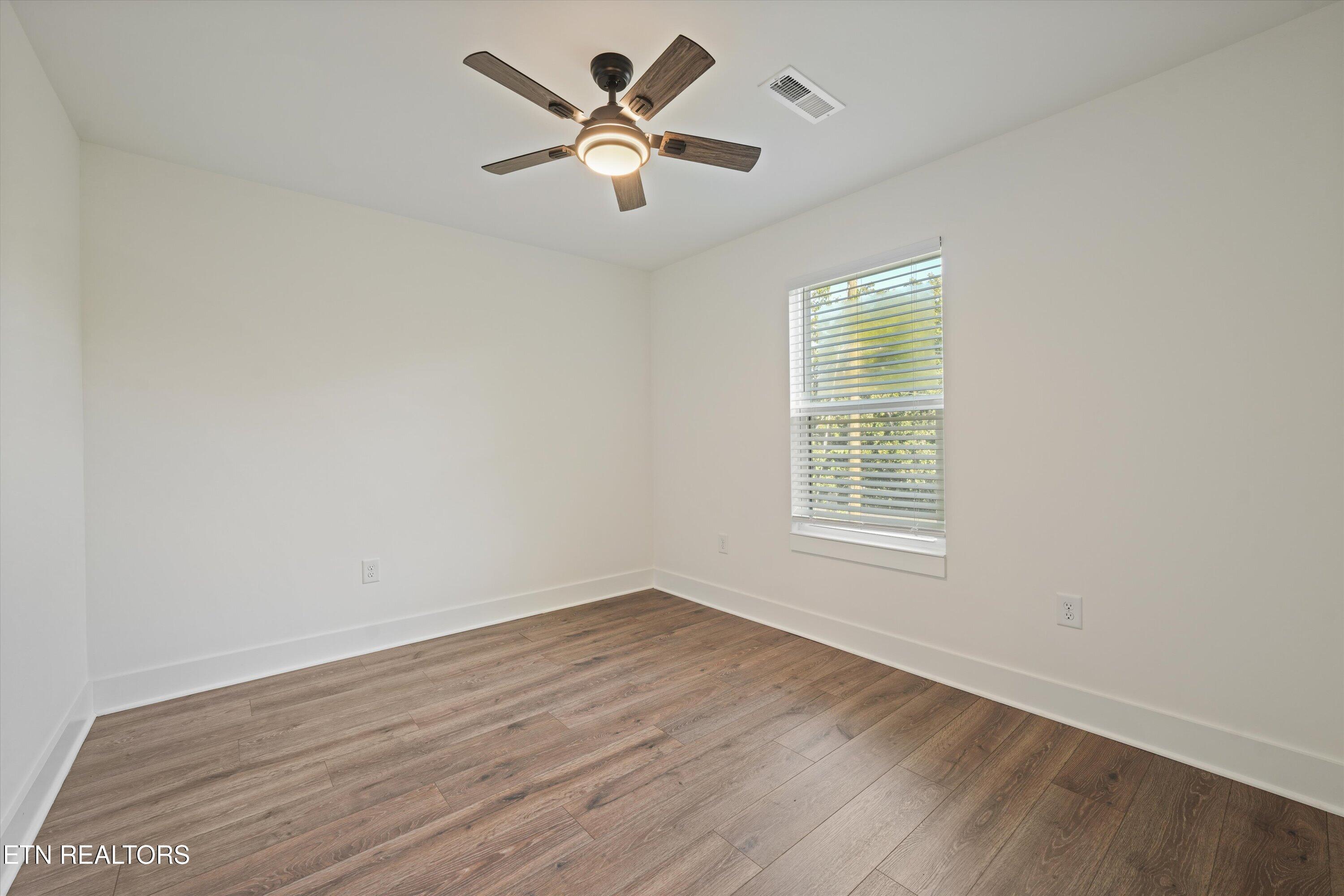 719 Ben Hur Avenue Knoxville TN 37915