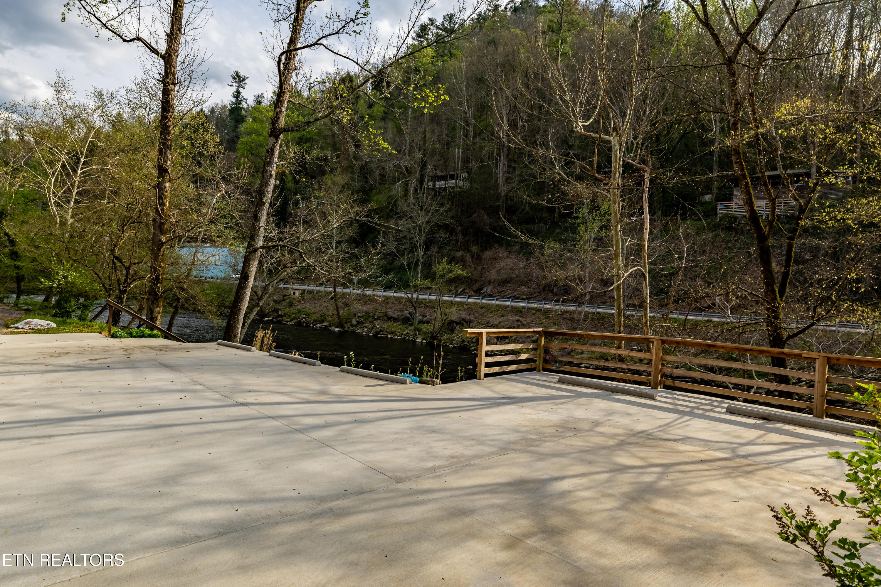 6851 Old Walland Highway Townsend TN 37882