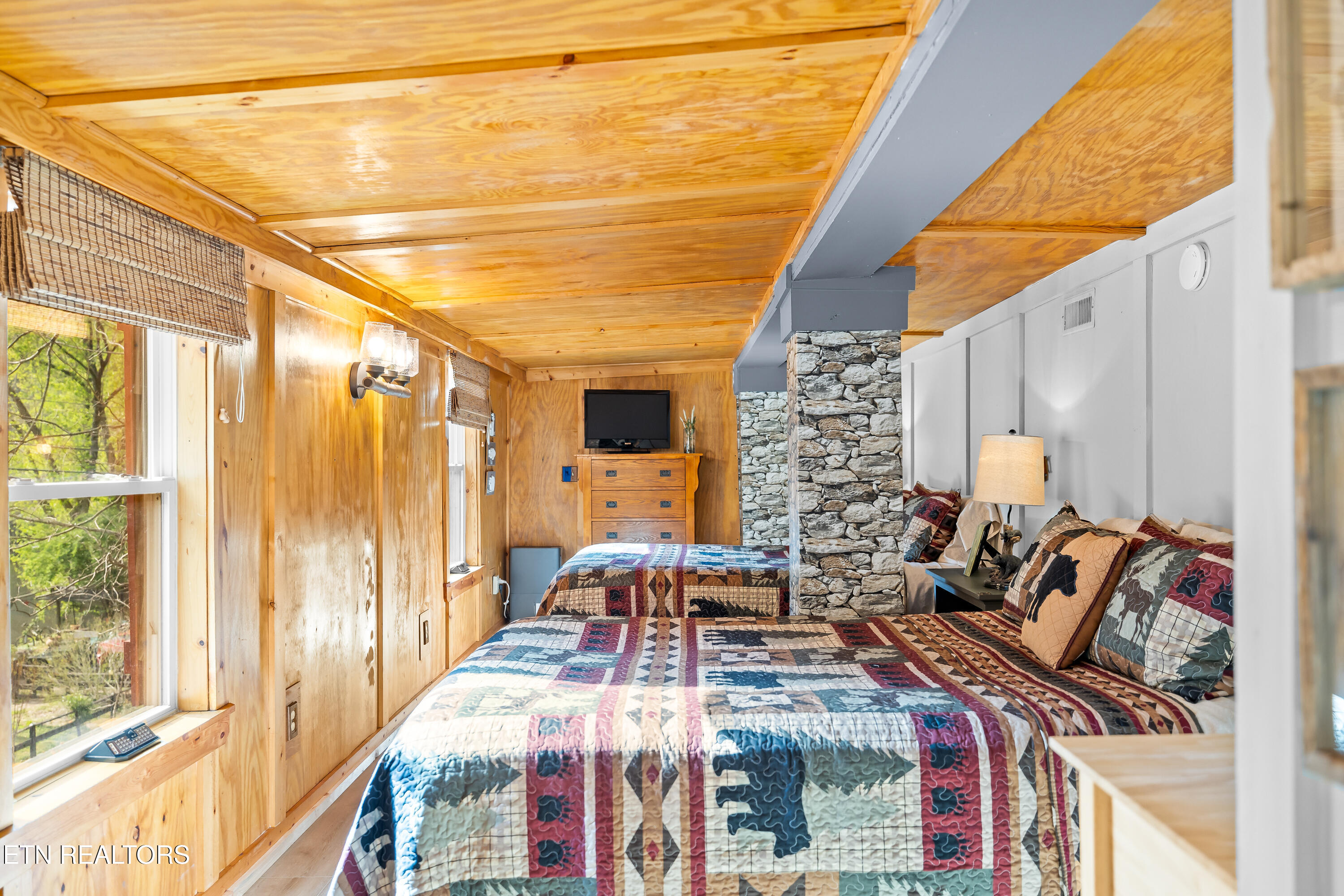 6851 Old Walland Highway Townsend TN 37882