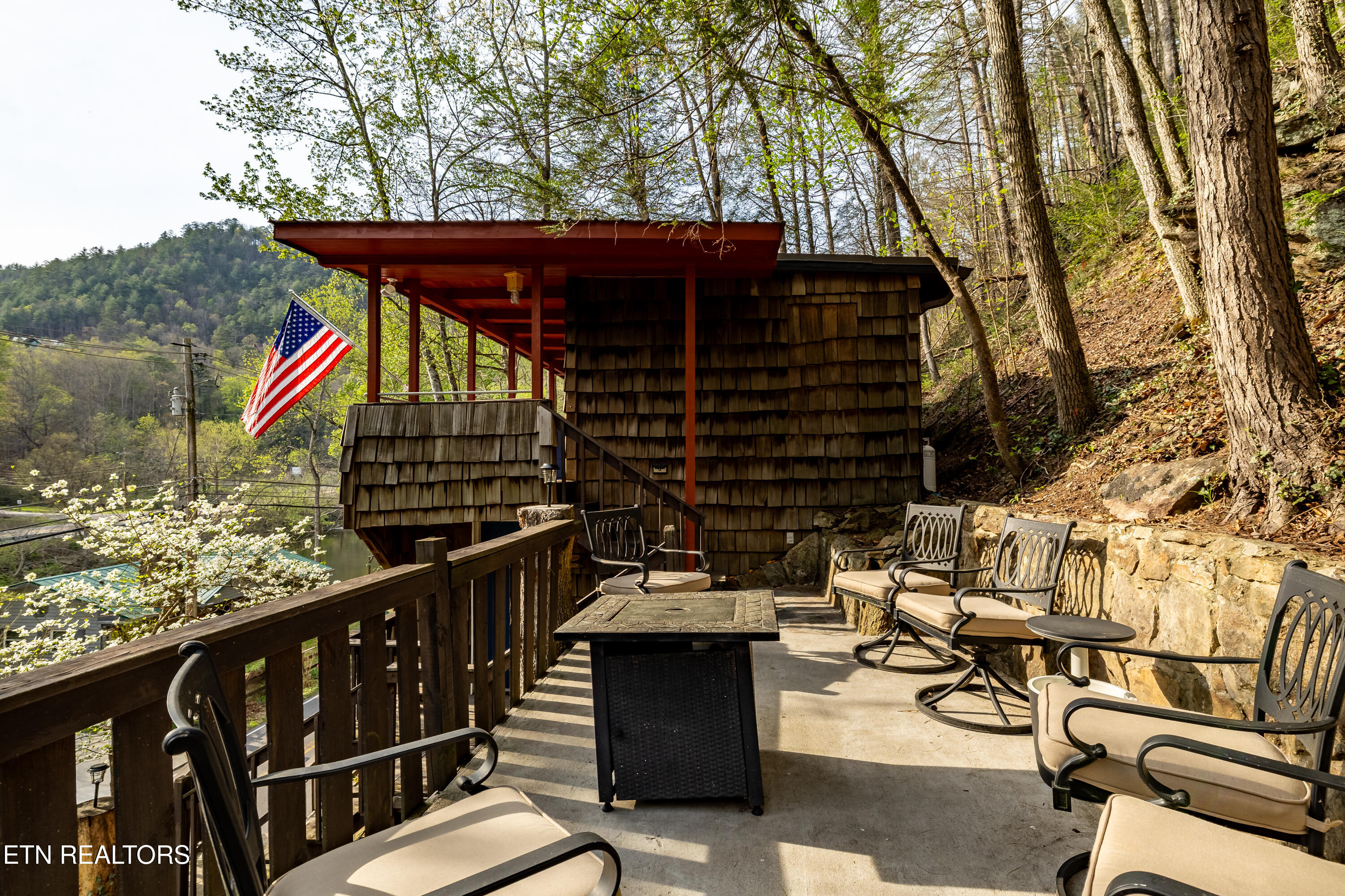6851 Old Walland Highway Townsend TN 37882
