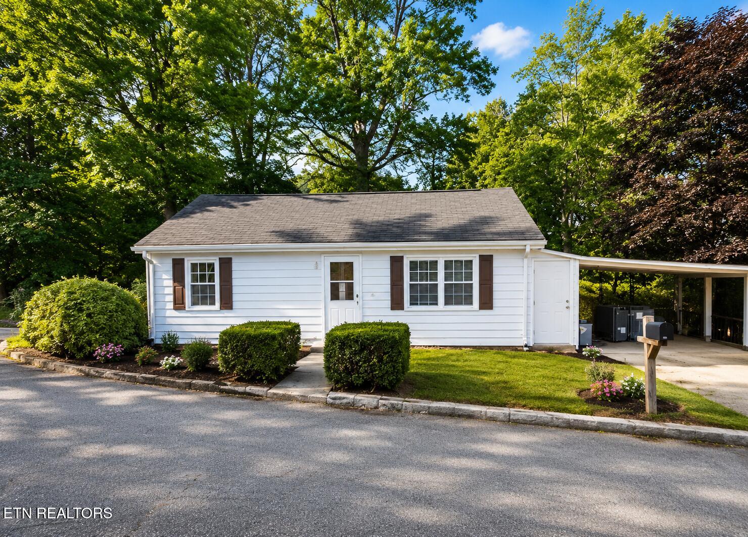 108 Ridgewood Road Harriman TN 37748