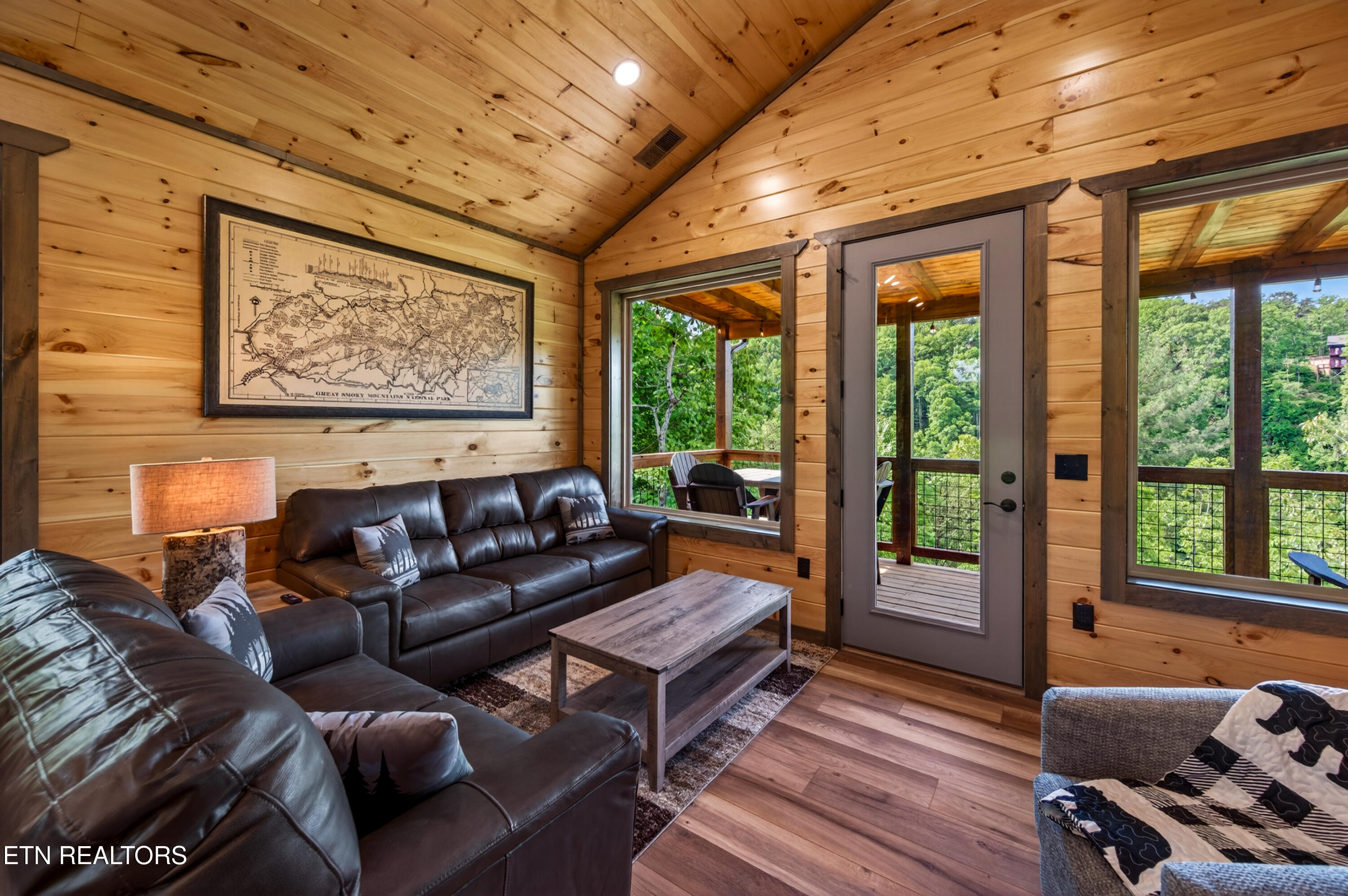756 Ski View Lane Sevierville TN 37876