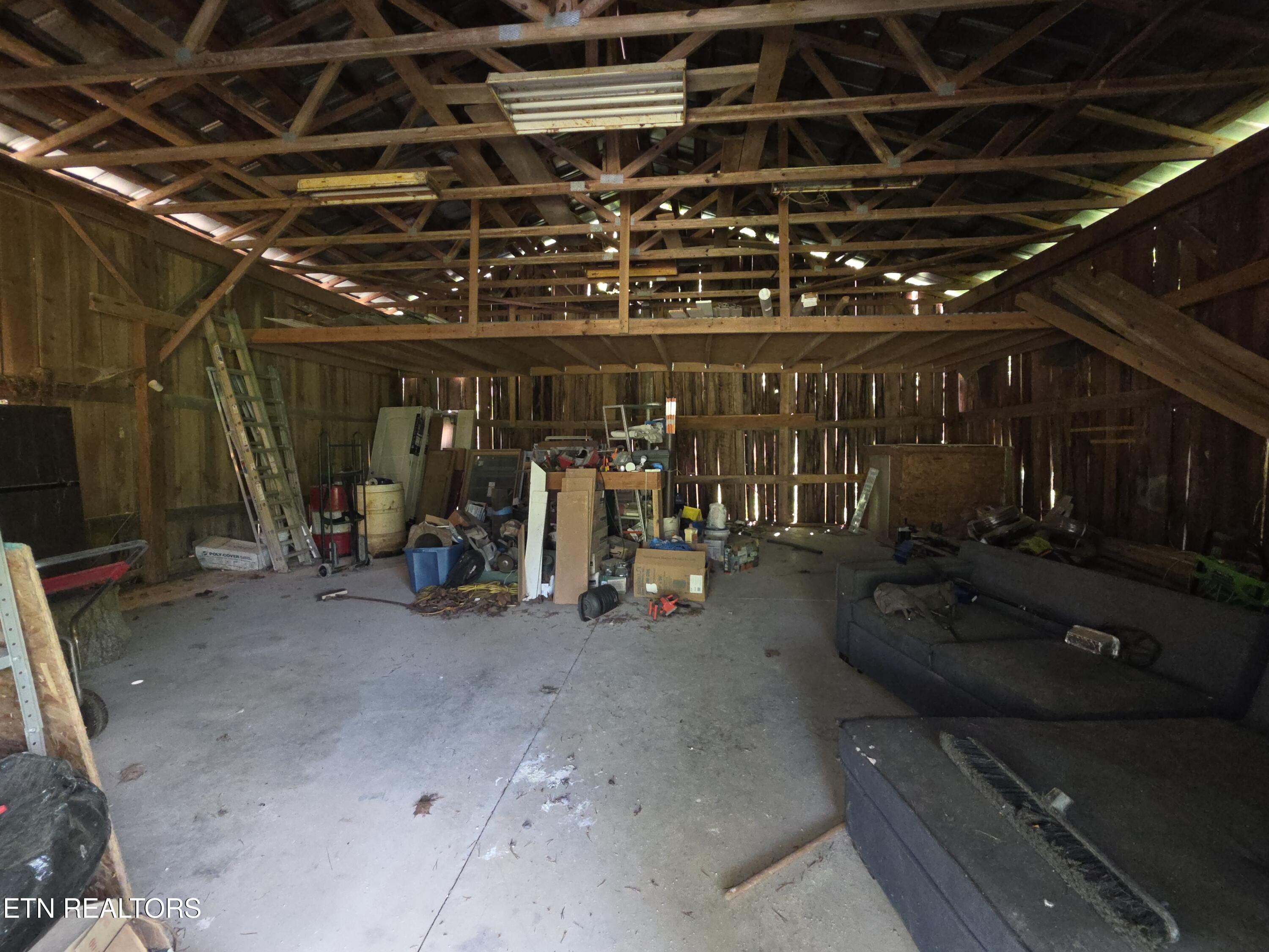 1220 Raven Hill Road Tazewell TN 37879
