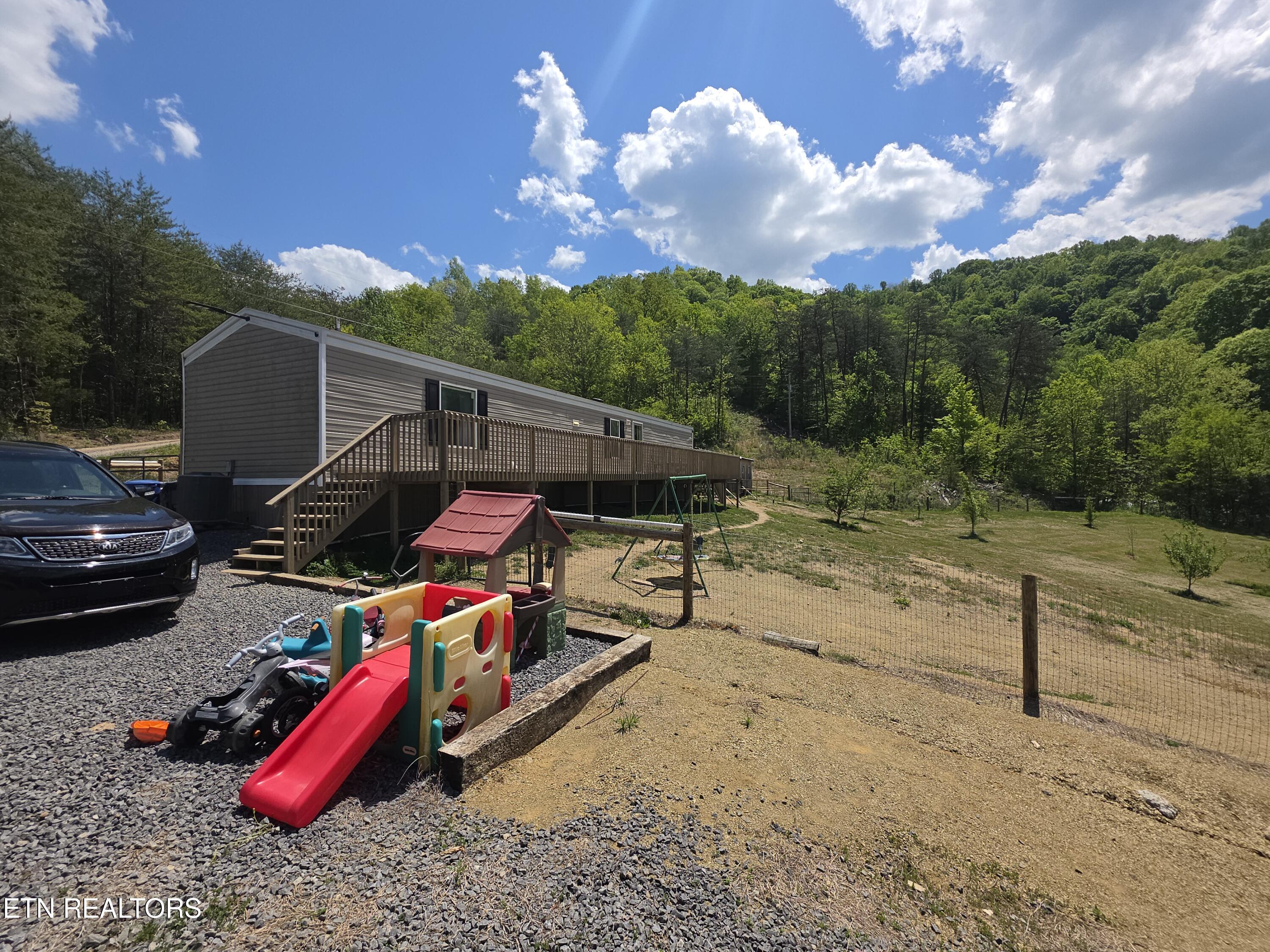 1220 Raven Hill Road Tazewell TN 37879