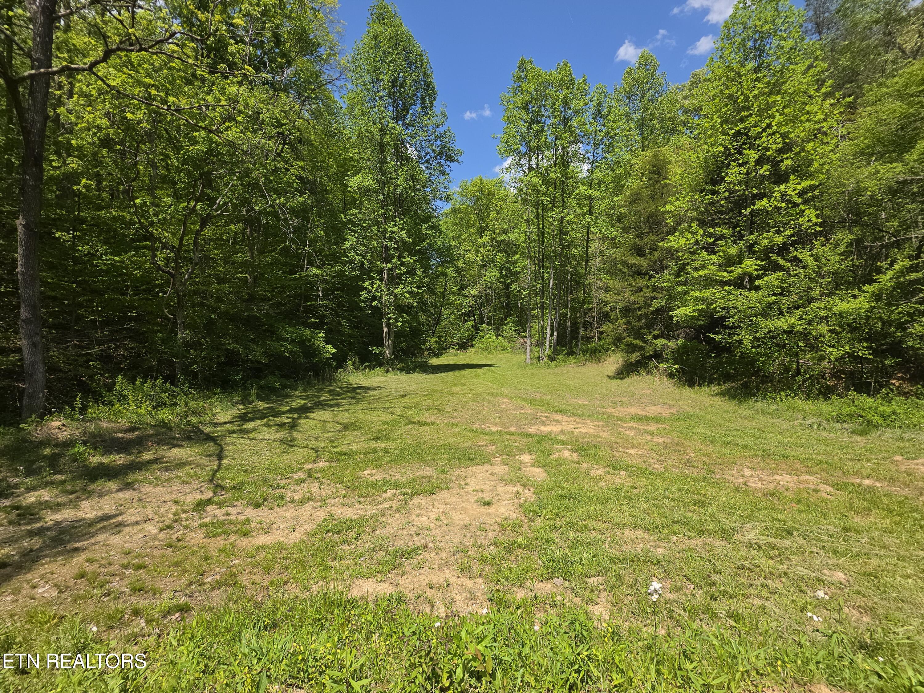 1220 Raven Hill Road Tazewell TN 37879