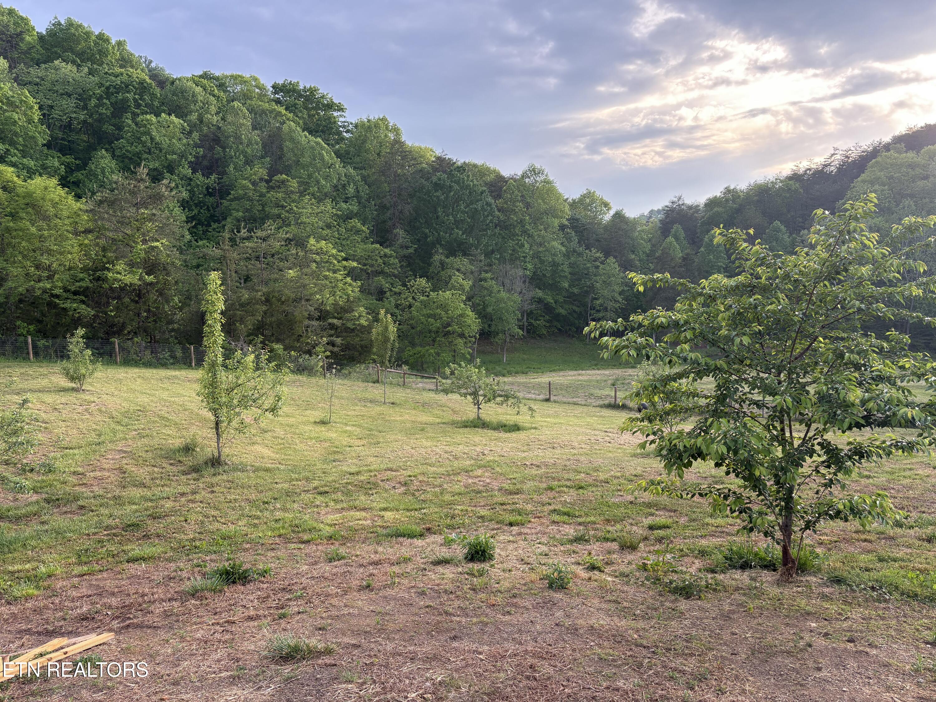 1220 Raven Hill Road Tazewell TN 37879