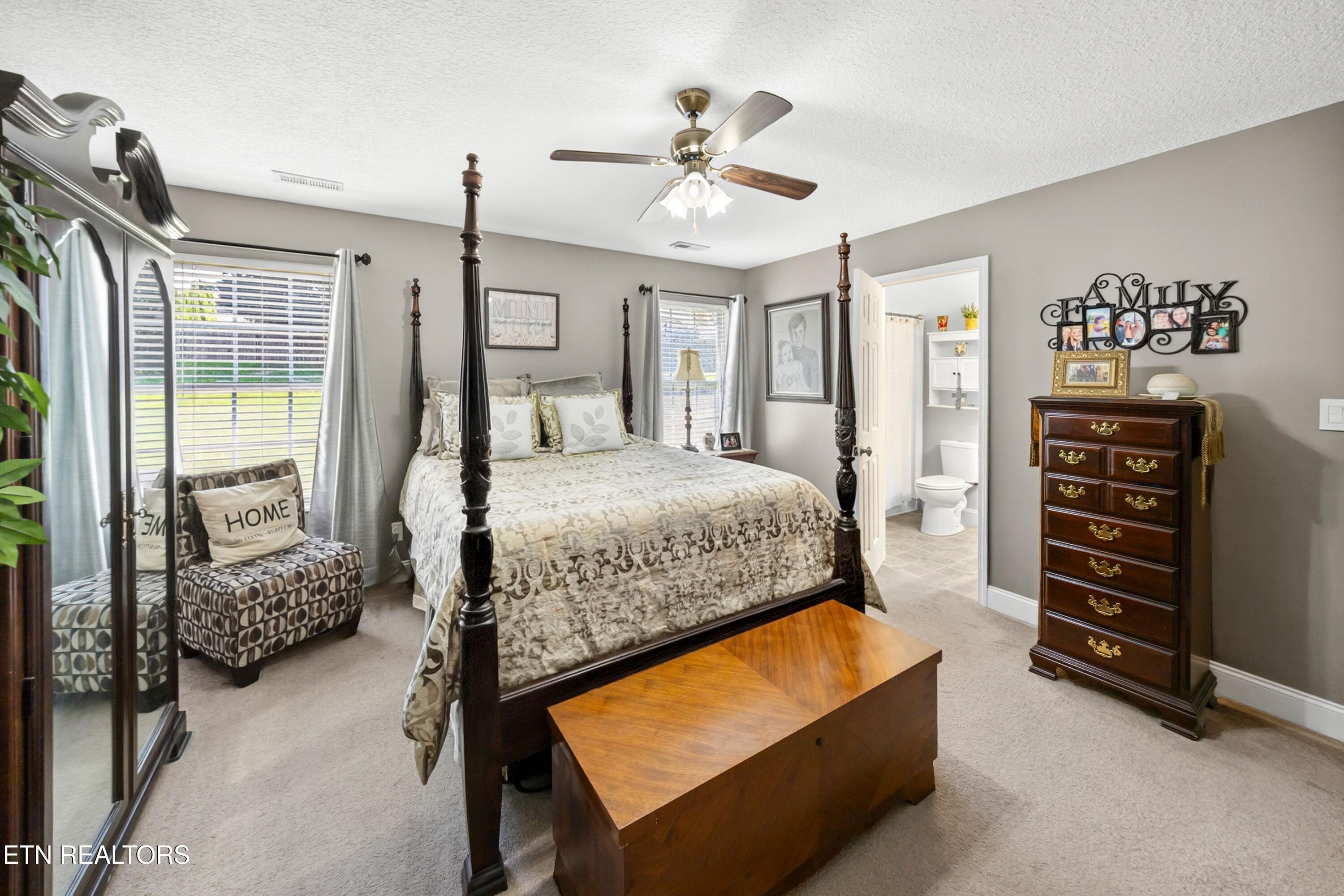 7527 Silveredge Road Knoxville TN 37918