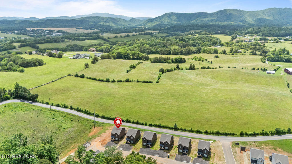 972 Lacy Court Sevierville TN 37862