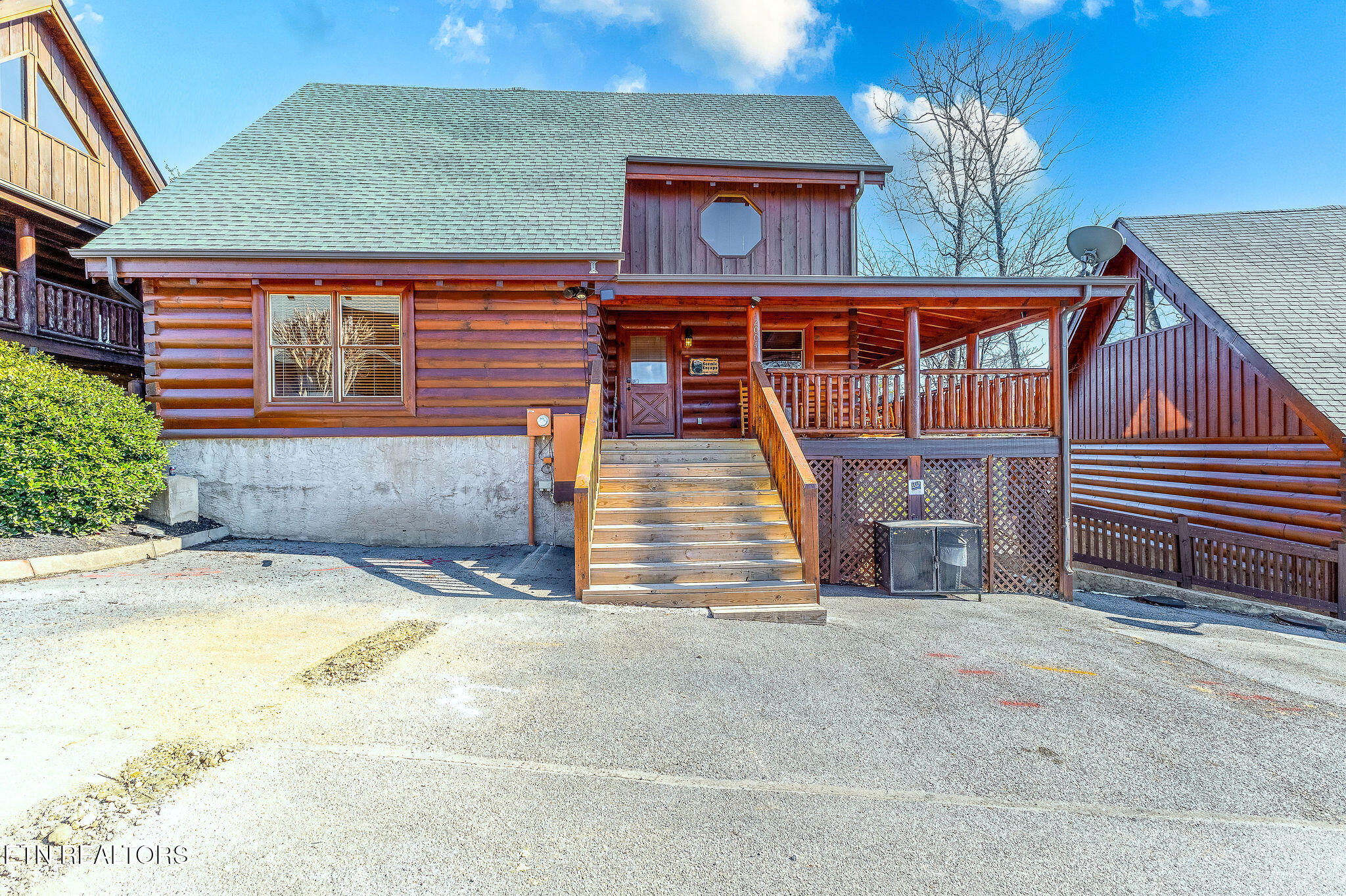 2004 Cougar Crossing Way Sevierville TN 37876