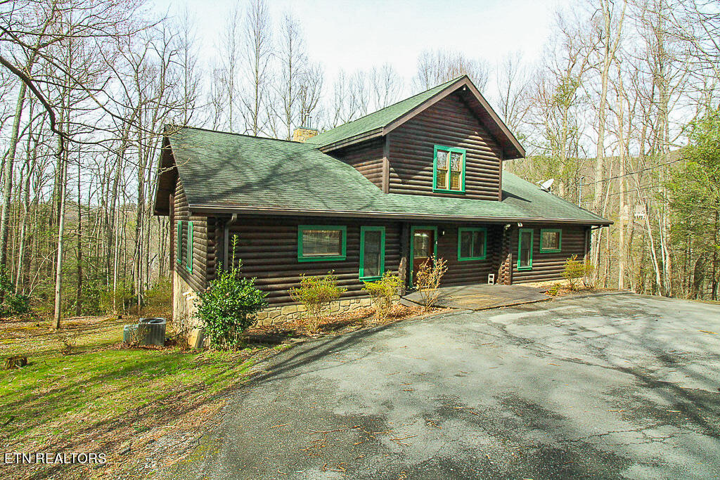 606 Thatta Way Gatlinburg TN 37738