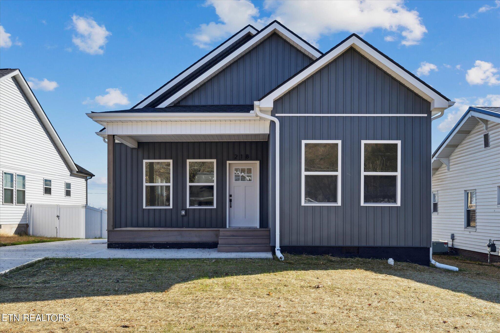 218 Atlantic Avenue Knoxville TN 37917