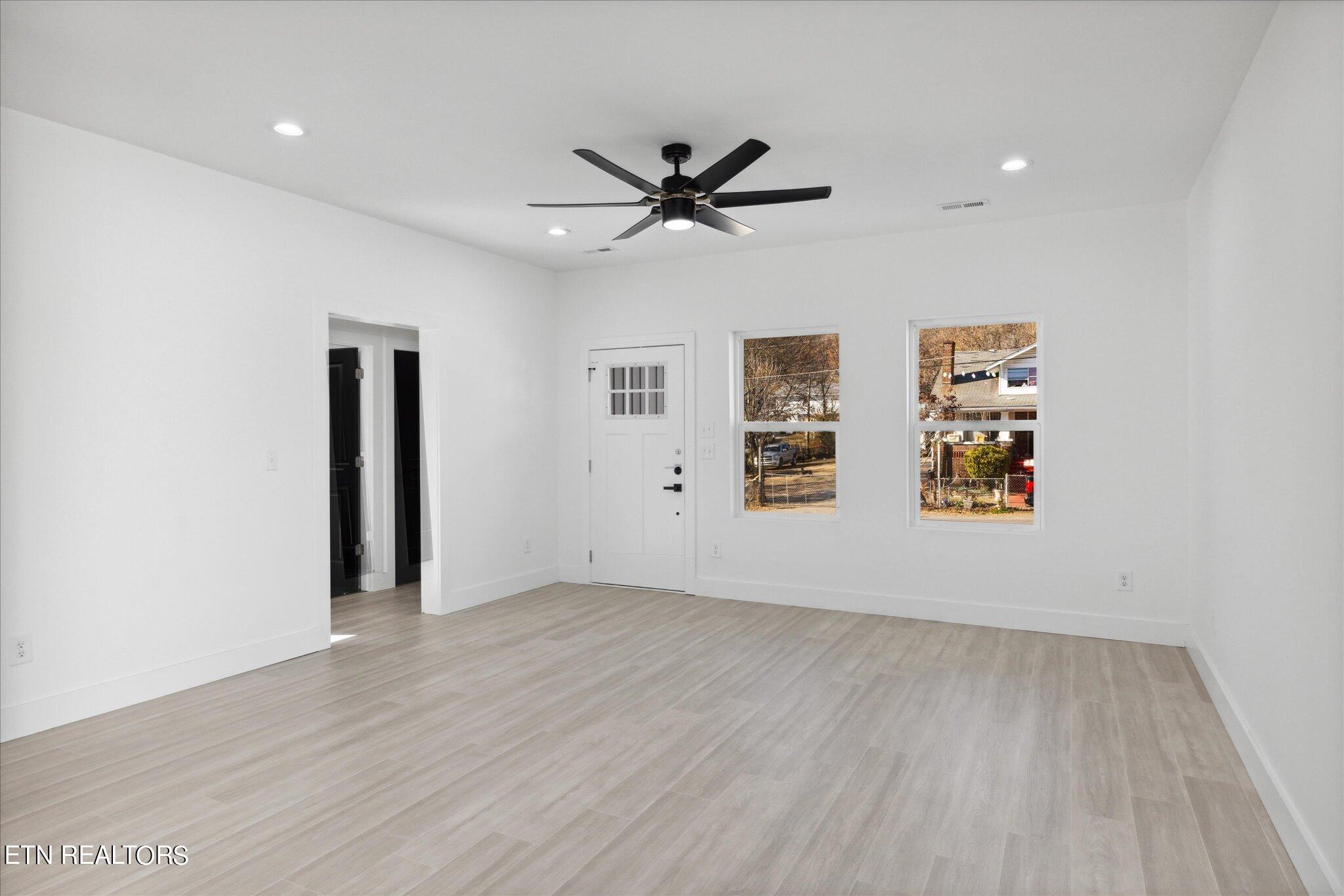 218 Atlantic Avenue Knoxville TN 37917