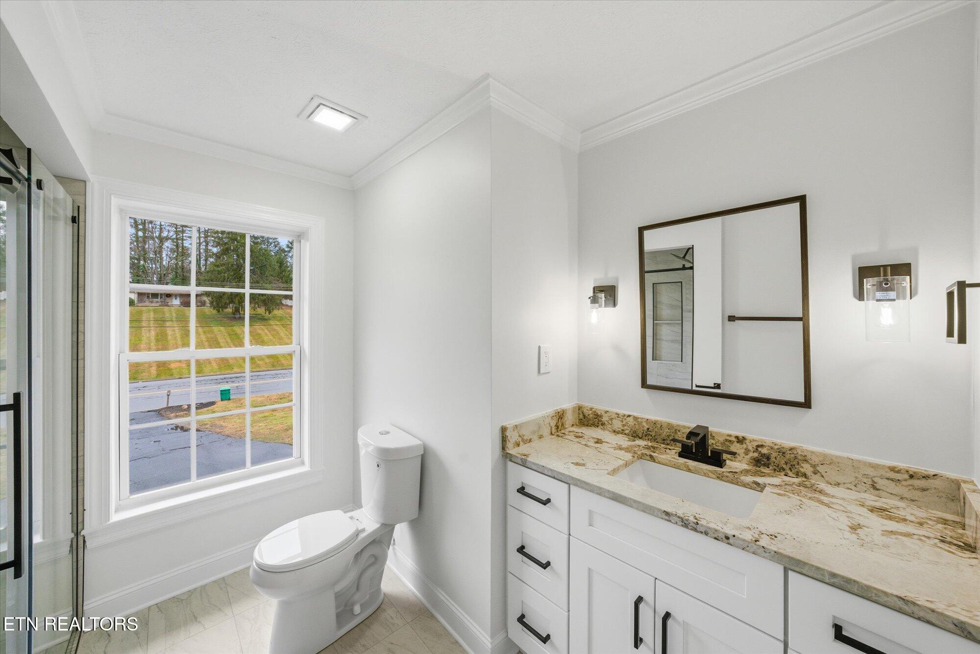 1318 Walters Drive Morristown TN 37814