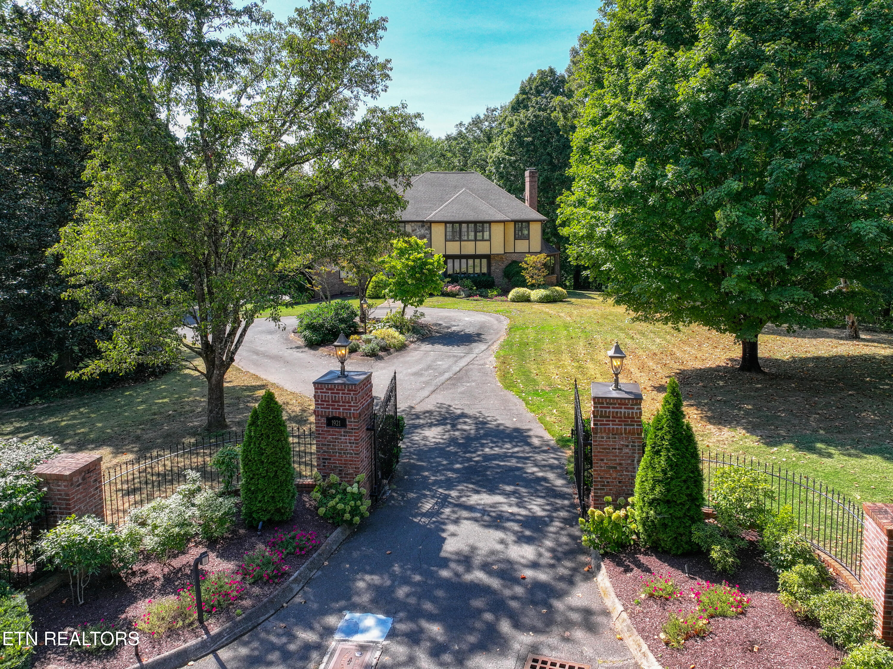 1921 Belcaro Drive Knoxville TN 37918