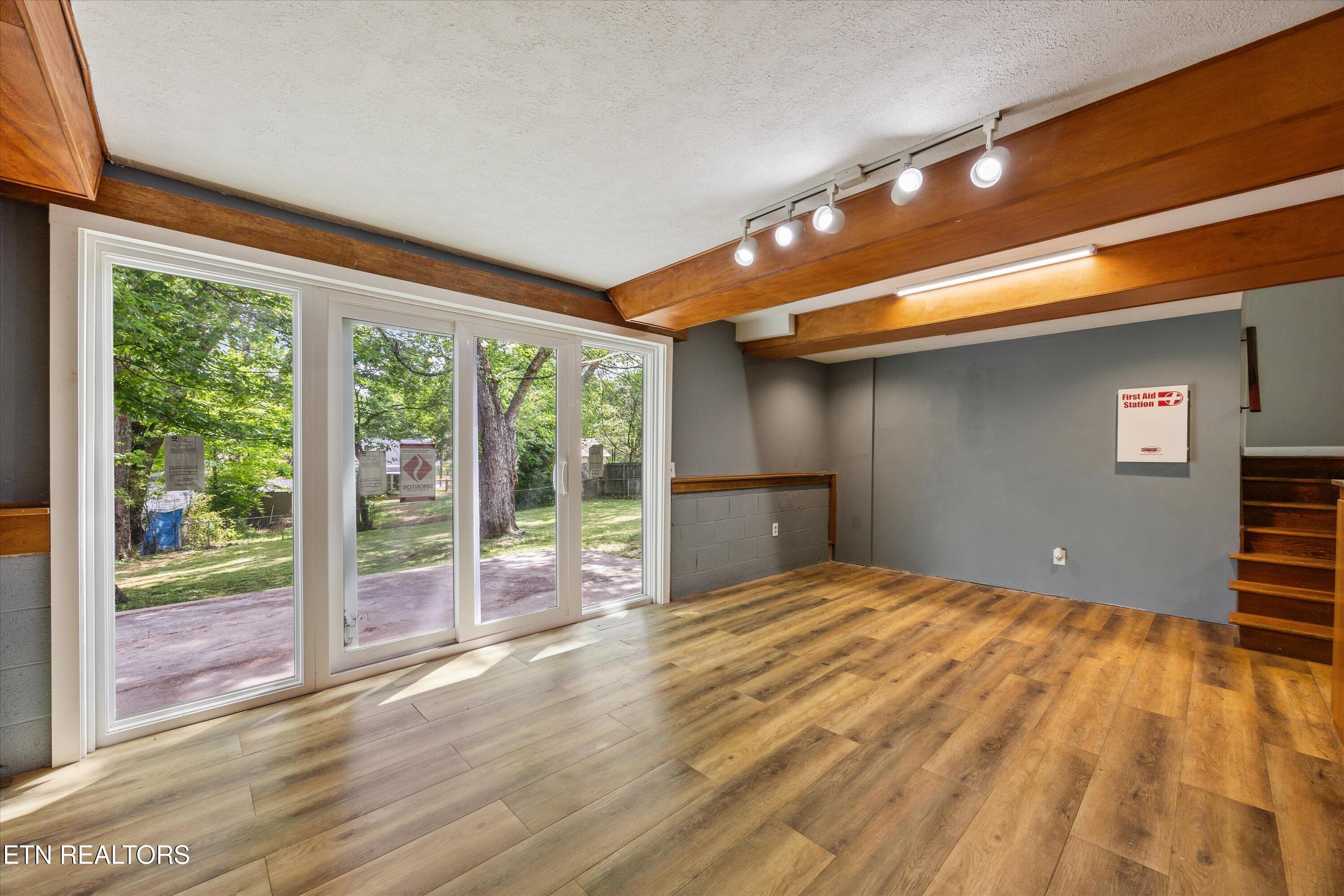 121 Washburn Circle Oak Ridge TN 37830