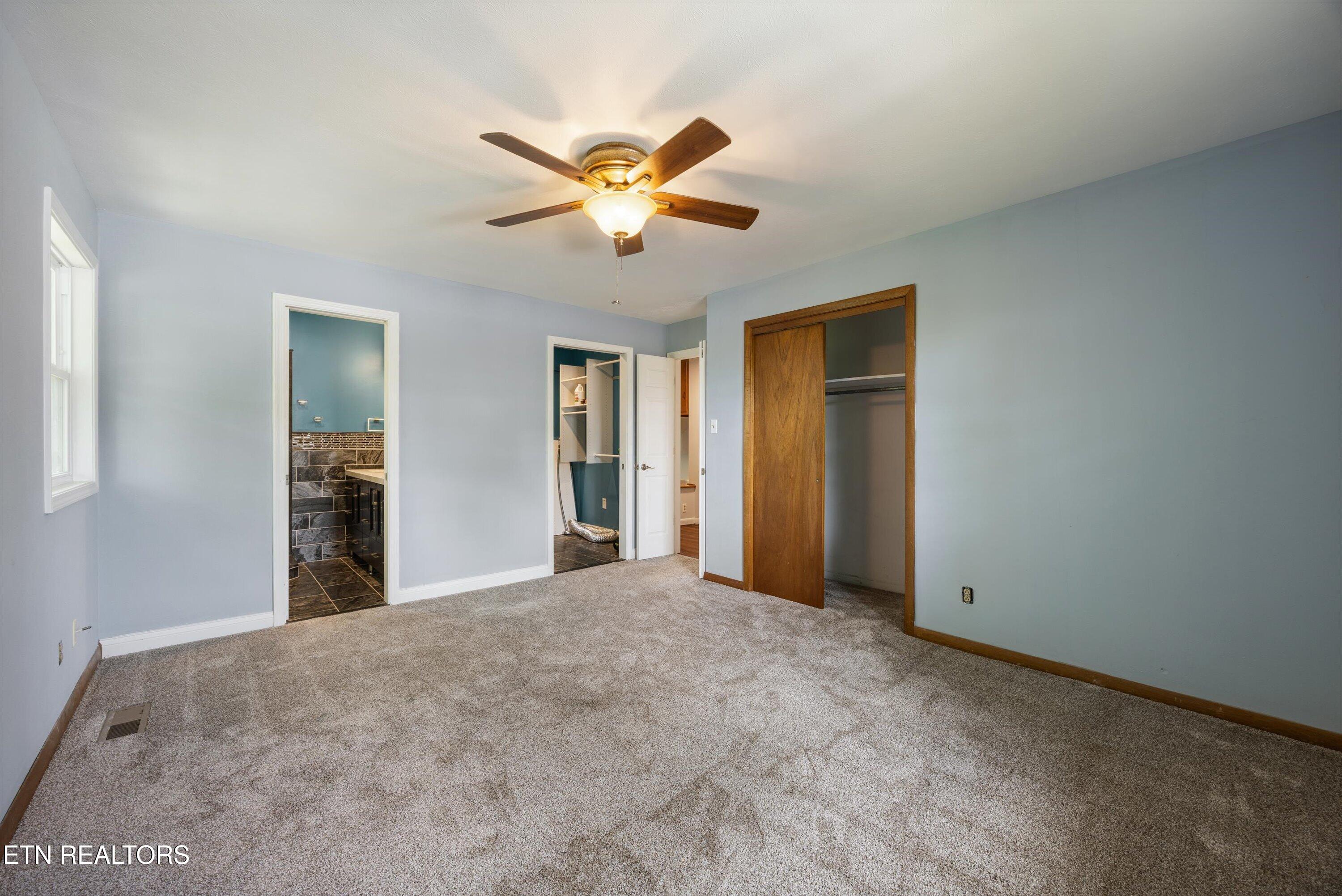 121 Washburn Circle Oak Ridge TN 37830