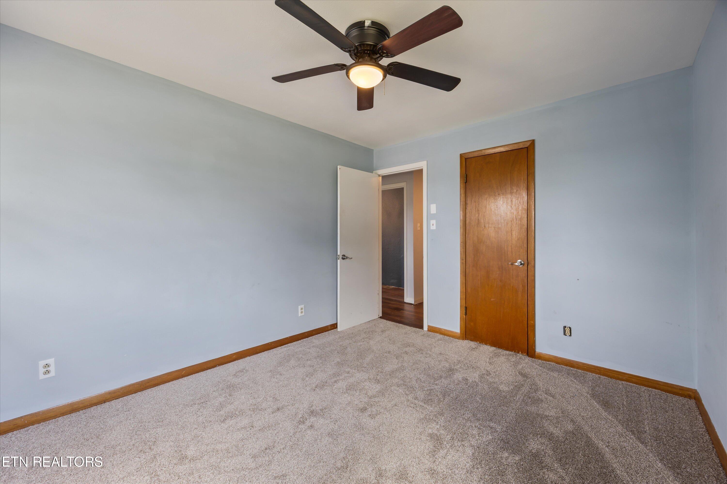 121 Washburn Circle Oak Ridge TN 37830
