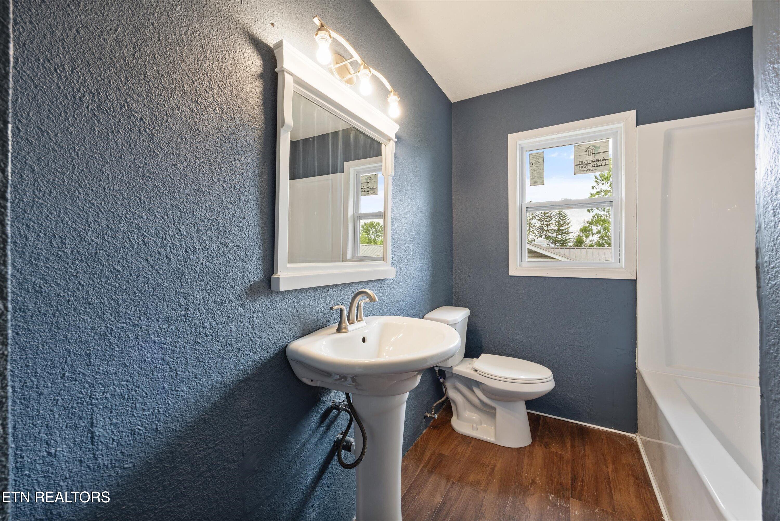 121 Washburn Circle Oak Ridge TN 37830