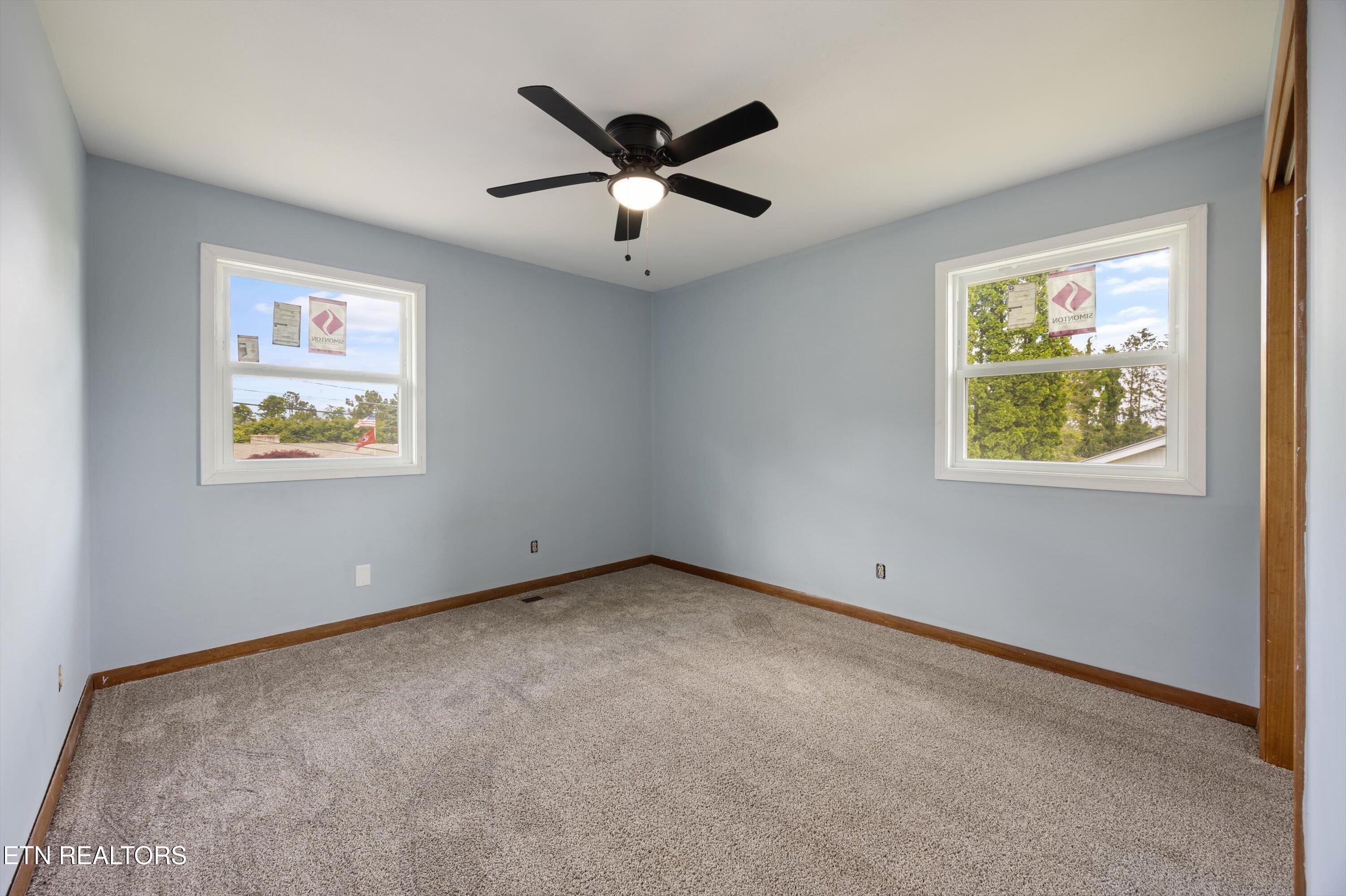 121 Washburn Circle Oak Ridge TN 37830