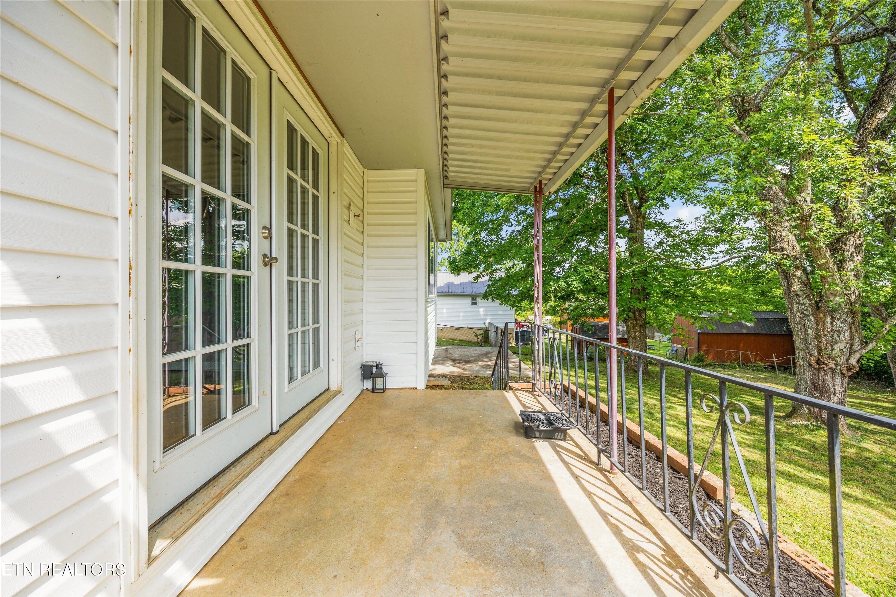 121 Washburn Circle Oak Ridge TN 37830