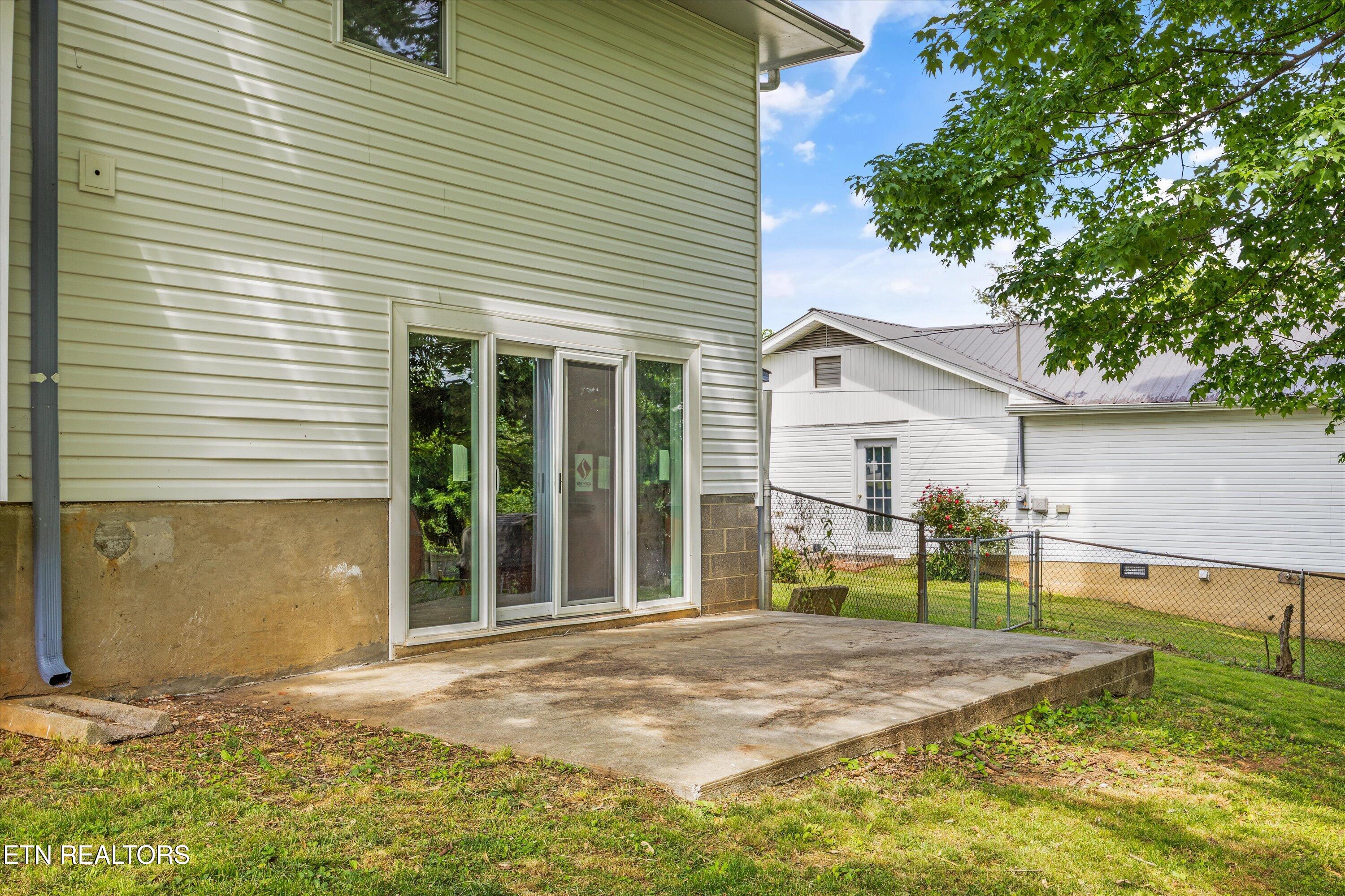 121 Washburn Circle Oak Ridge TN 37830