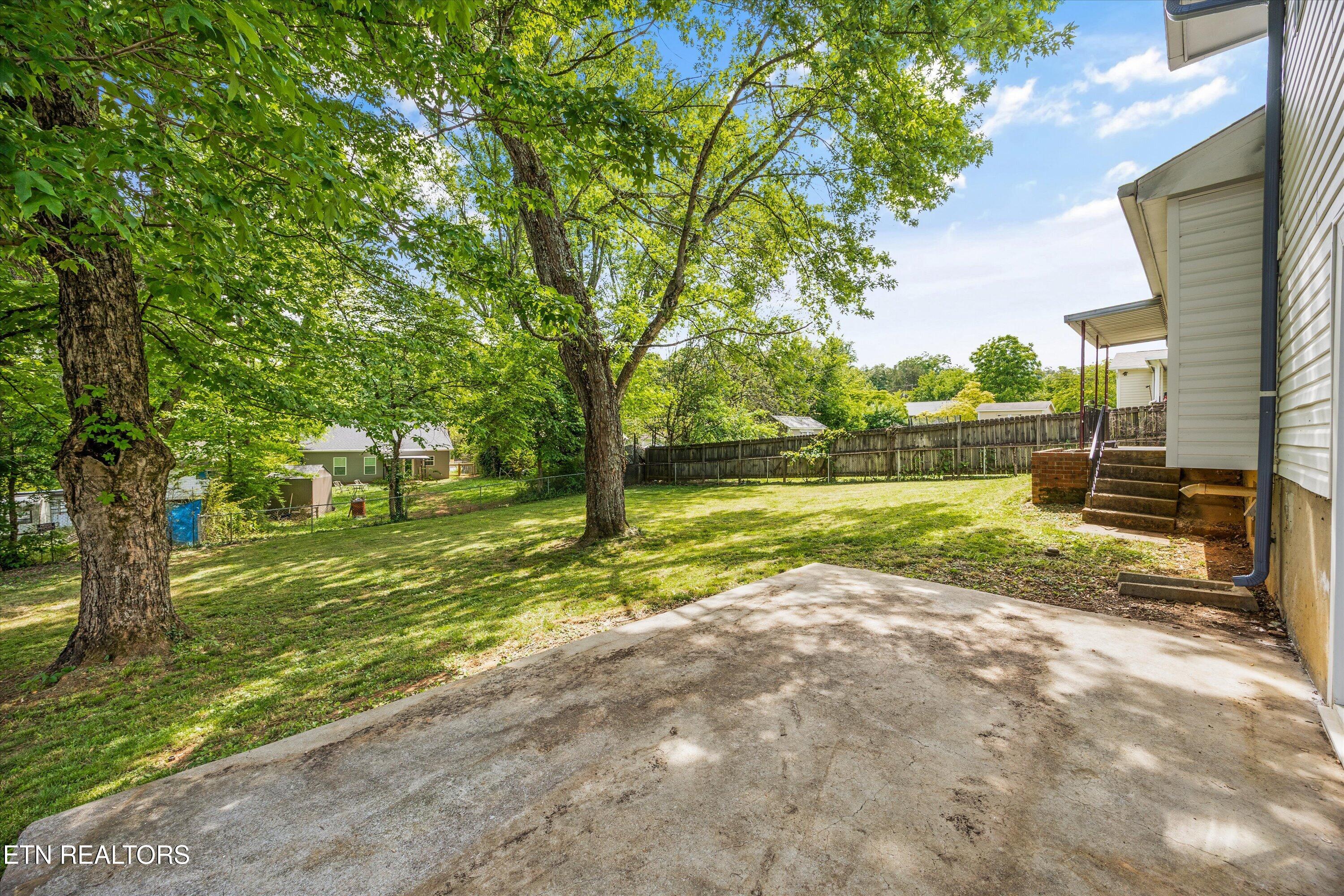 121 Washburn Circle Oak Ridge TN 37830