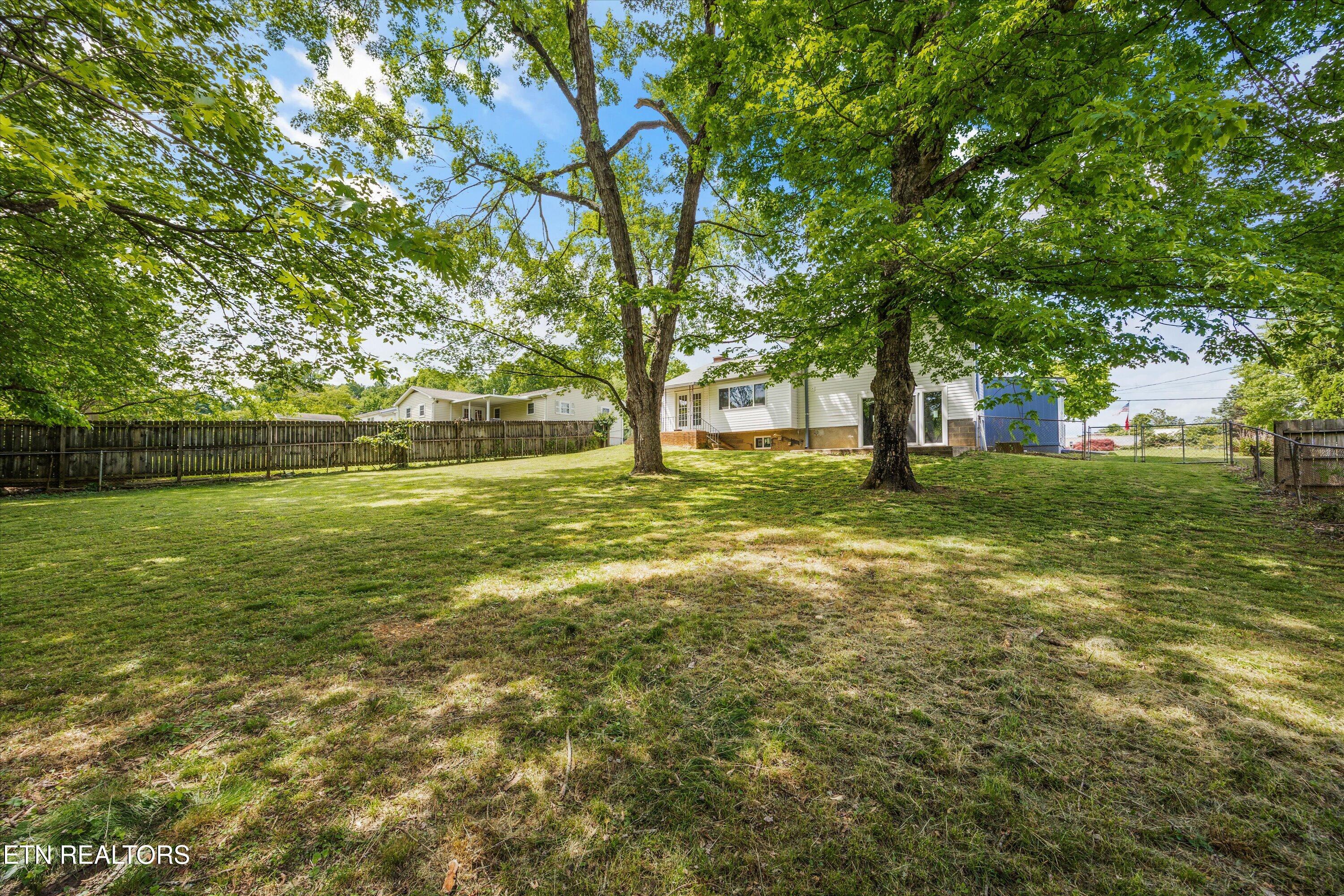 121 Washburn Circle Oak Ridge TN 37830
