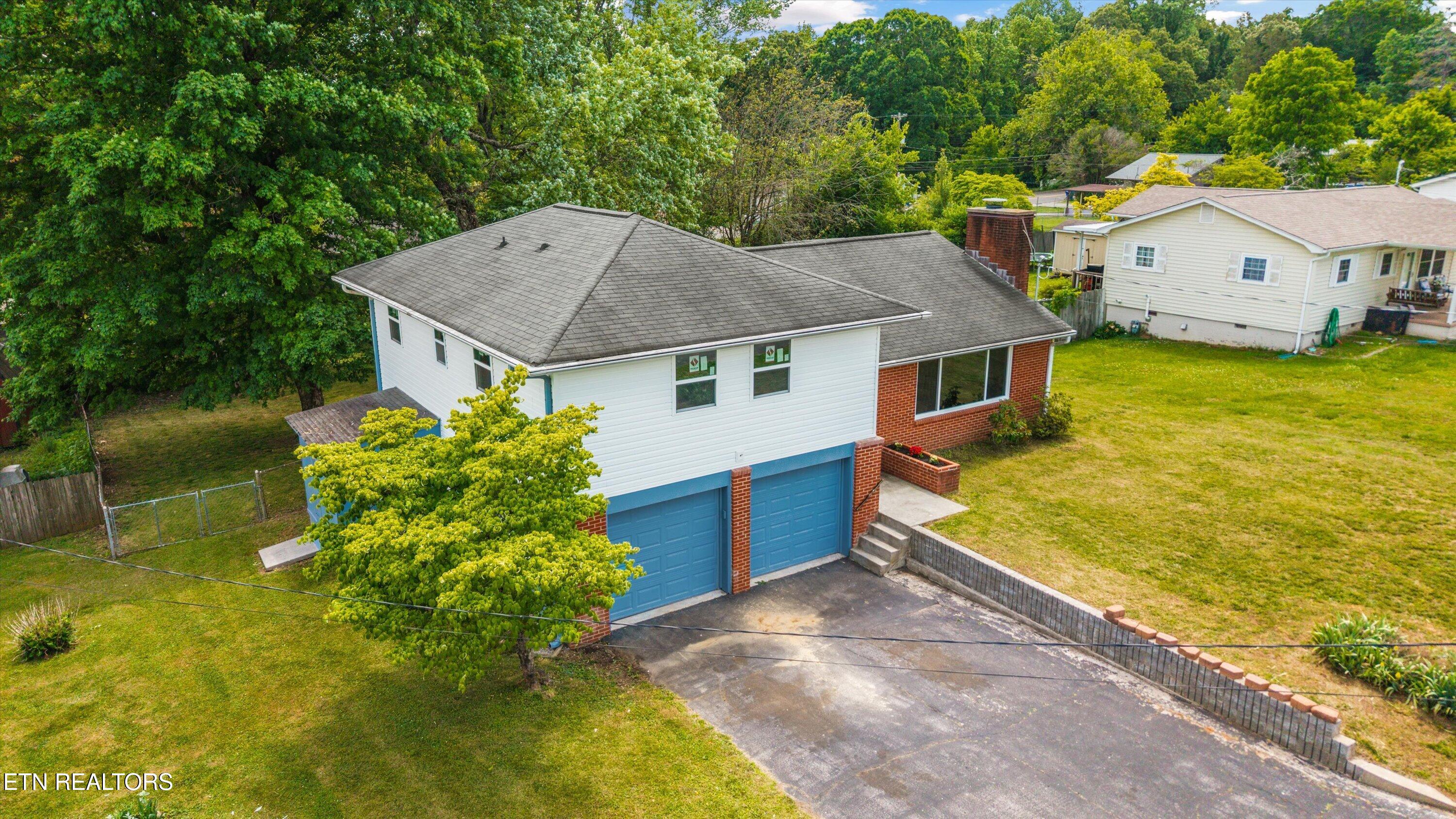 121 Washburn Circle Oak Ridge TN 37830