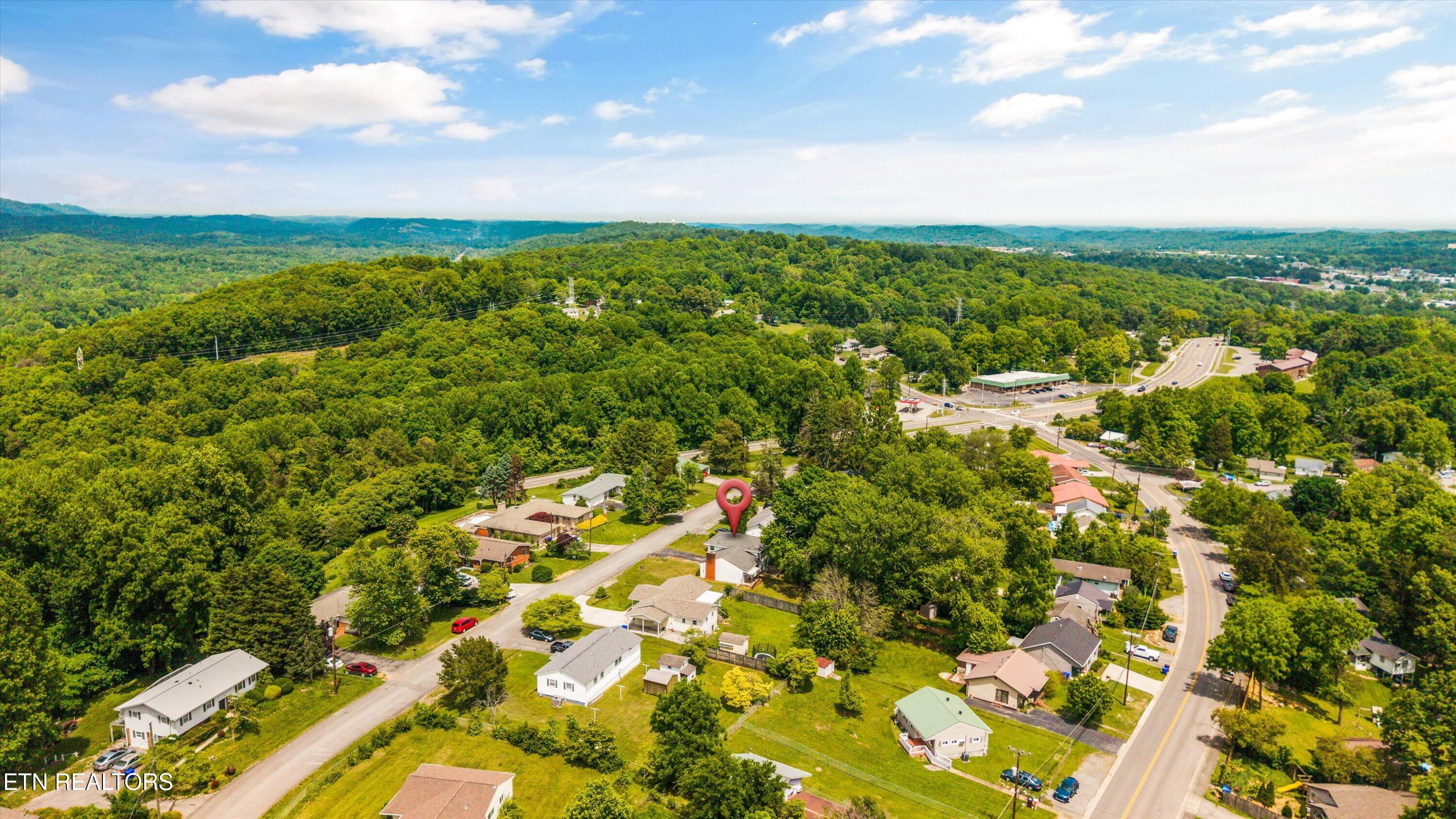 121 Washburn Circle Oak Ridge TN 37830