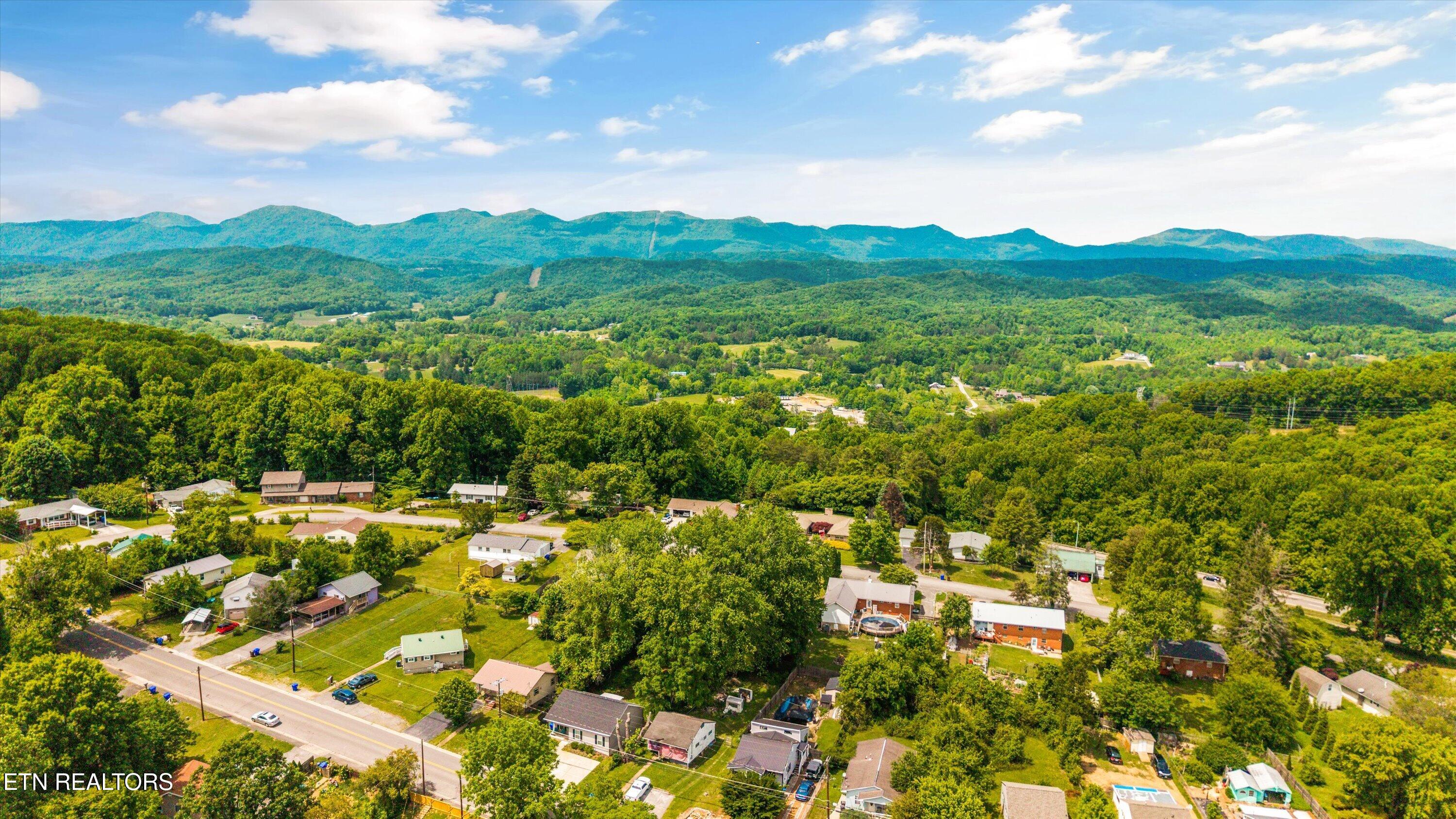 121 Washburn Circle Oak Ridge TN 37830