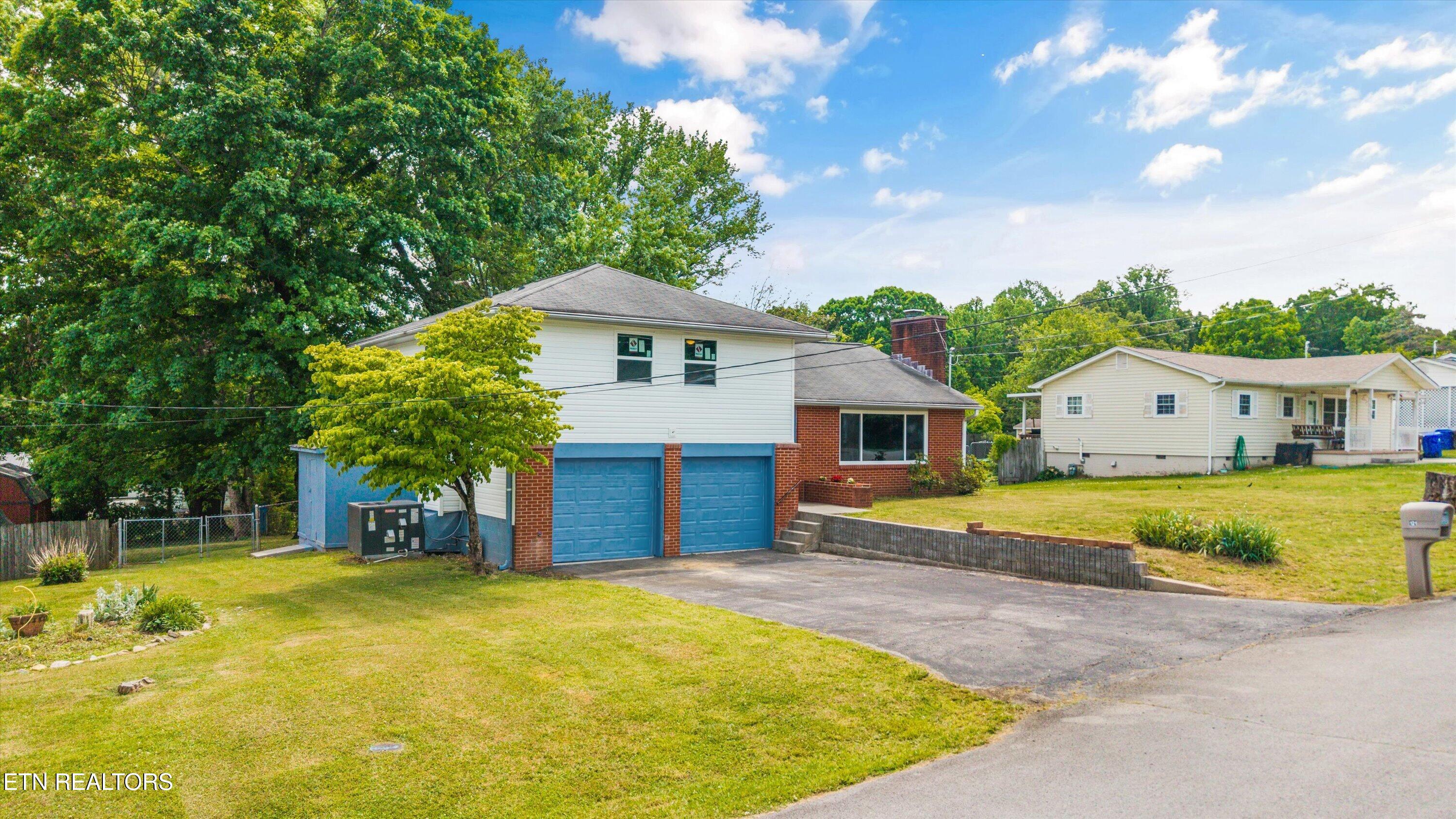 121 Washburn Circle Oak Ridge TN 37830
