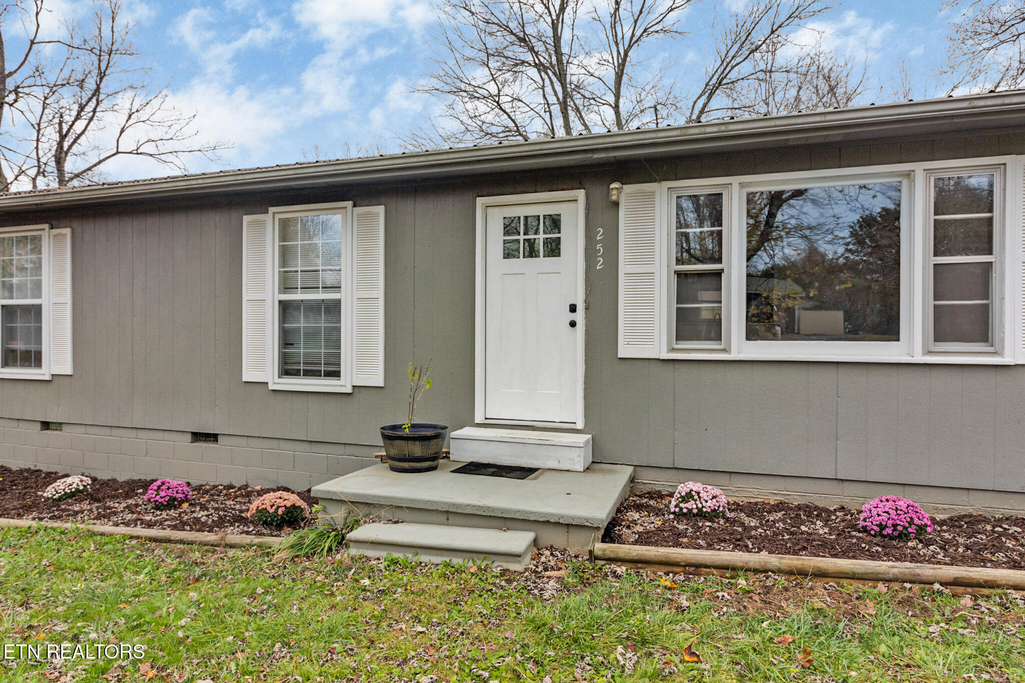 252 Ivanhoe Lane Crossville TN 38555