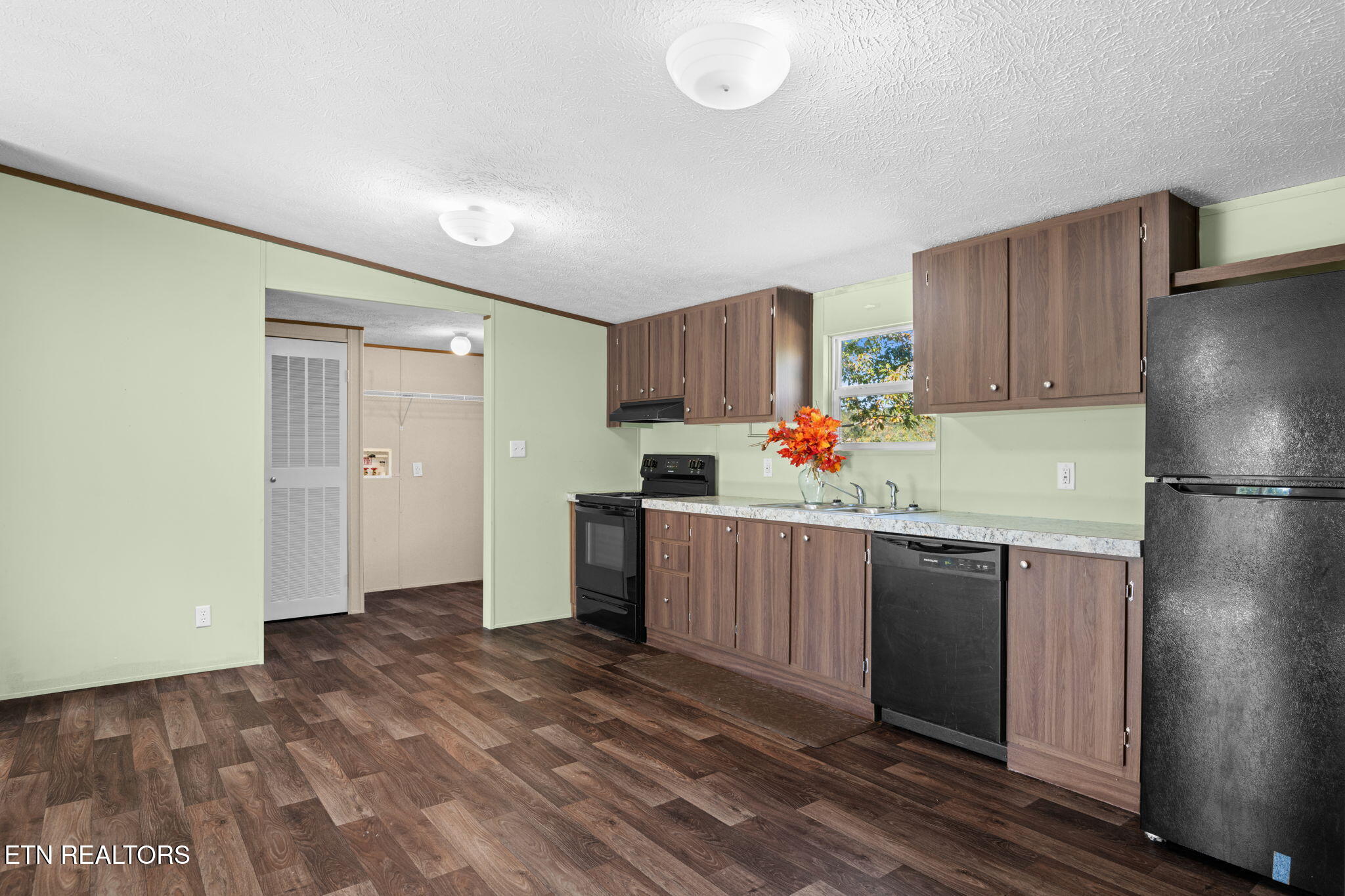 111 Grey Dove Lane Powell TN 37849