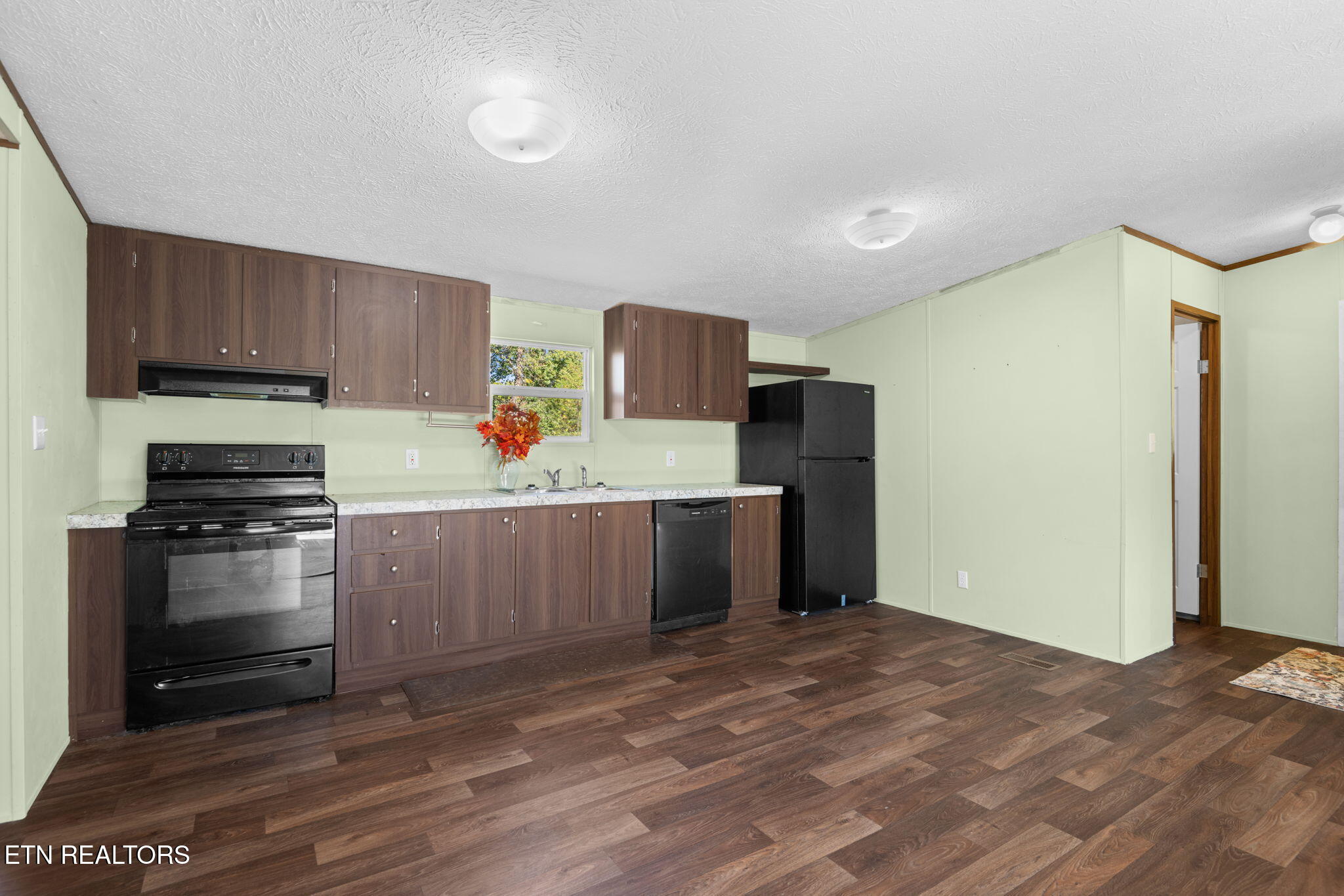 111 Grey Dove Lane Powell TN 37849