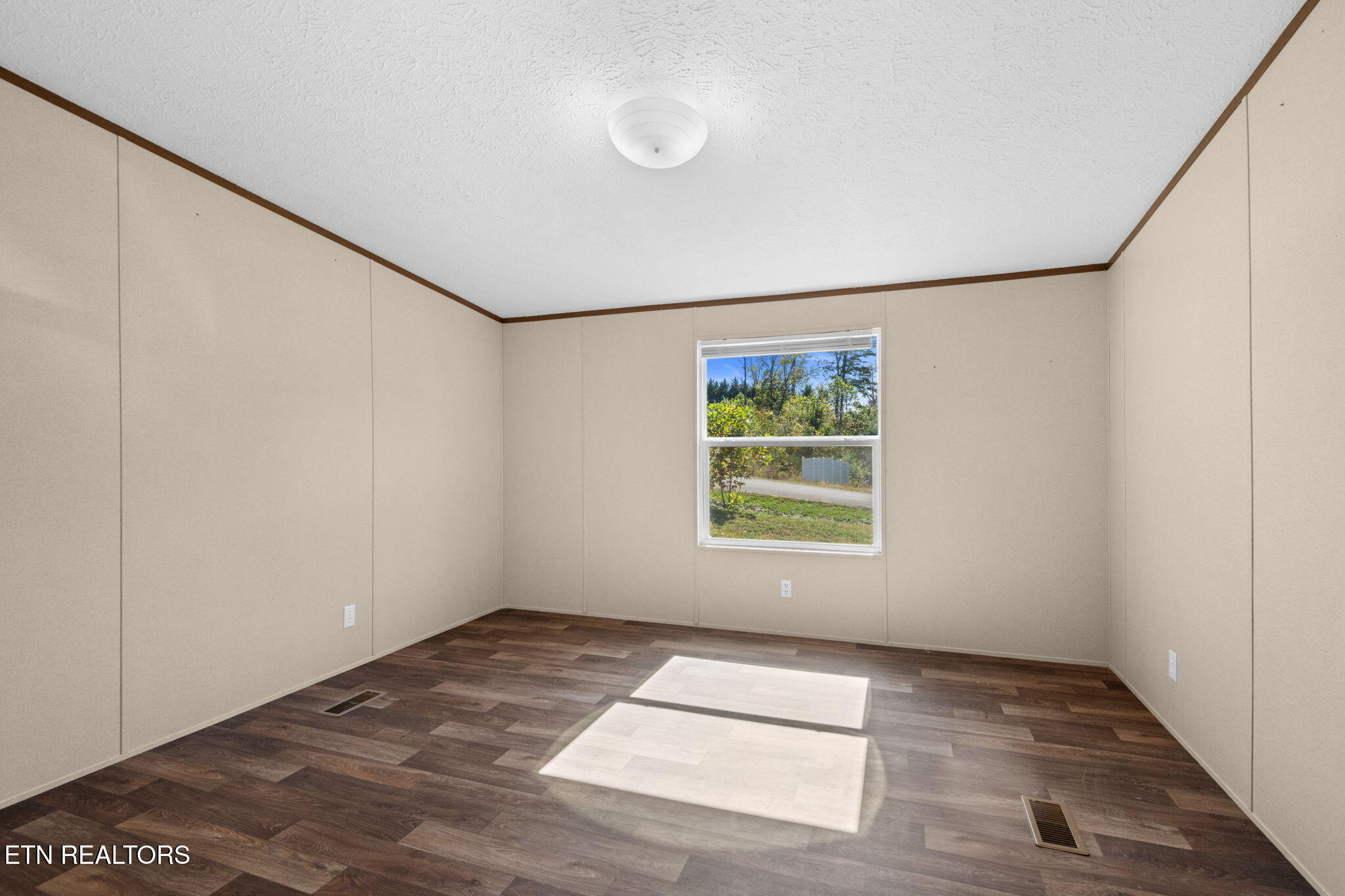 111 Grey Dove Lane Powell TN 37849