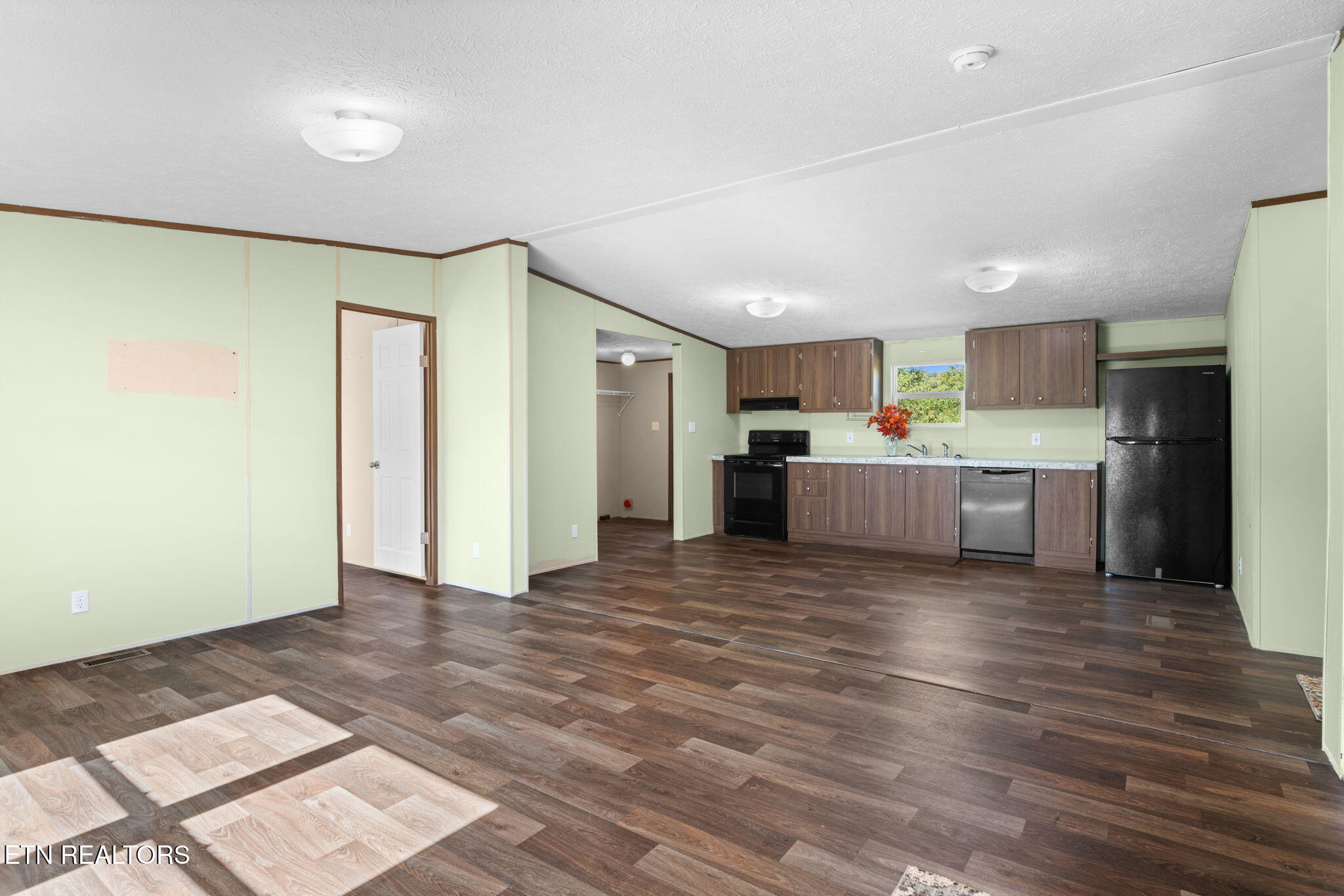 111 Grey Dove Lane Powell TN 37849
