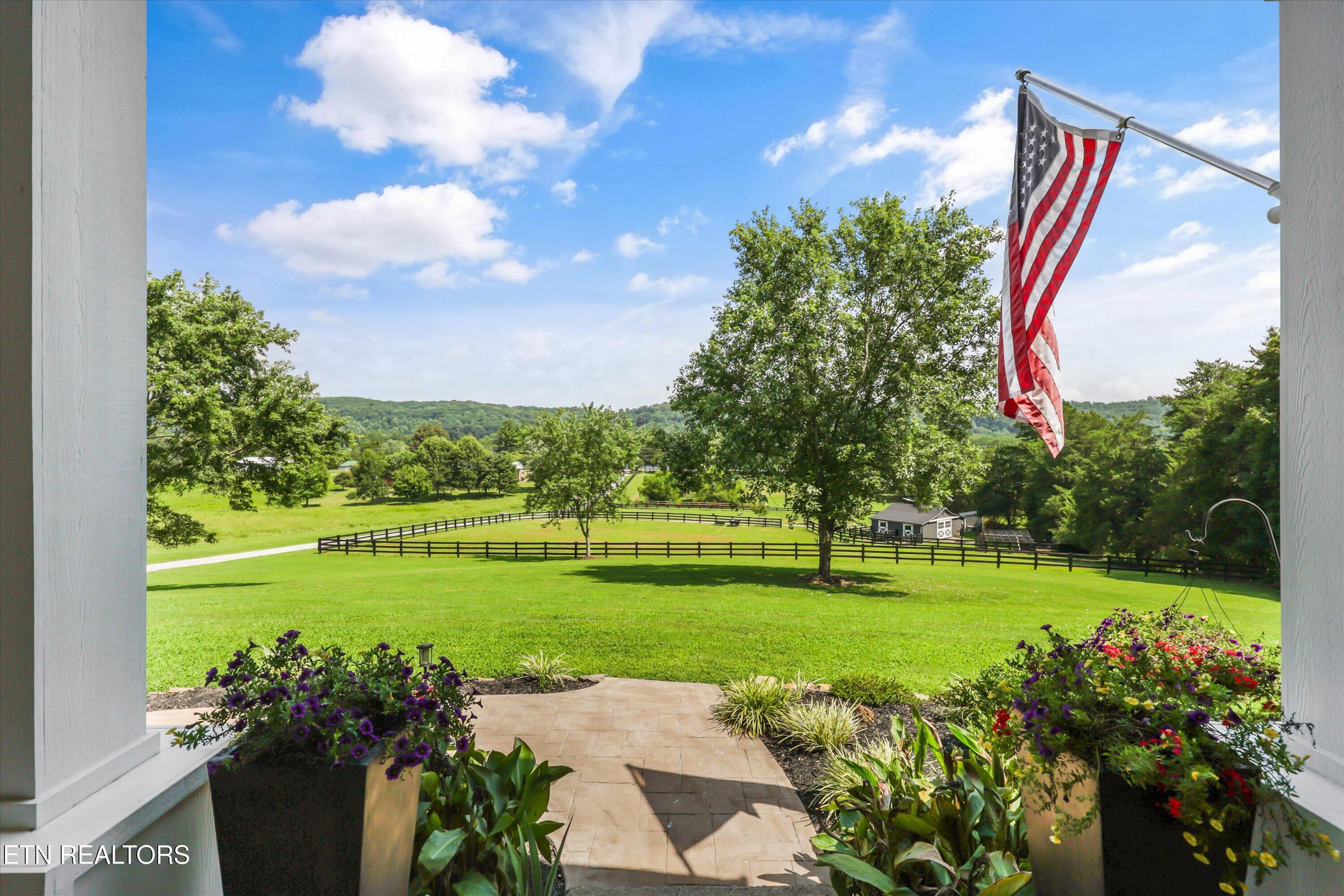 7876 Hines Valley Road Lenoir City TN 37771