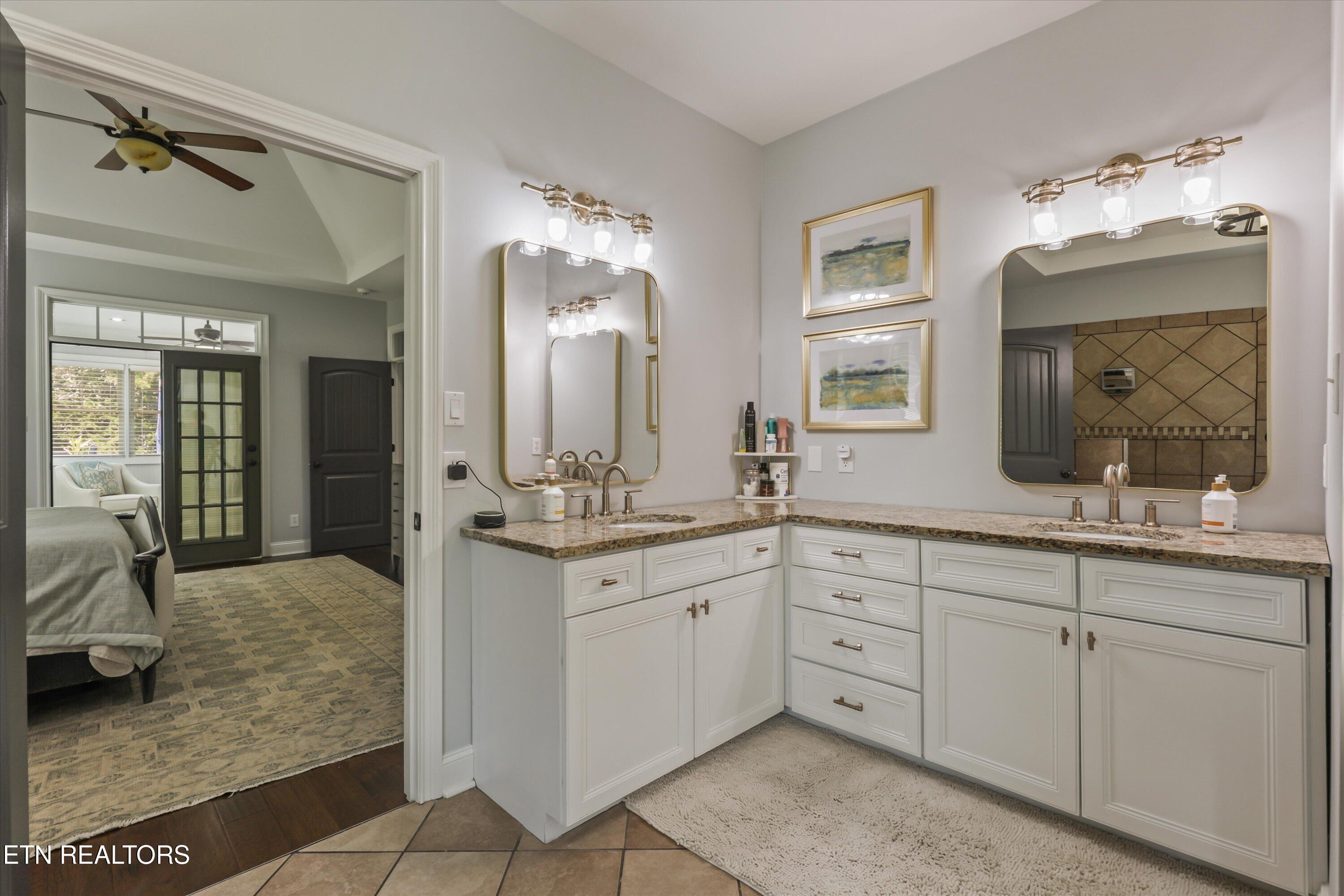 7876 Hines Valley Road Lenoir City TN 37771