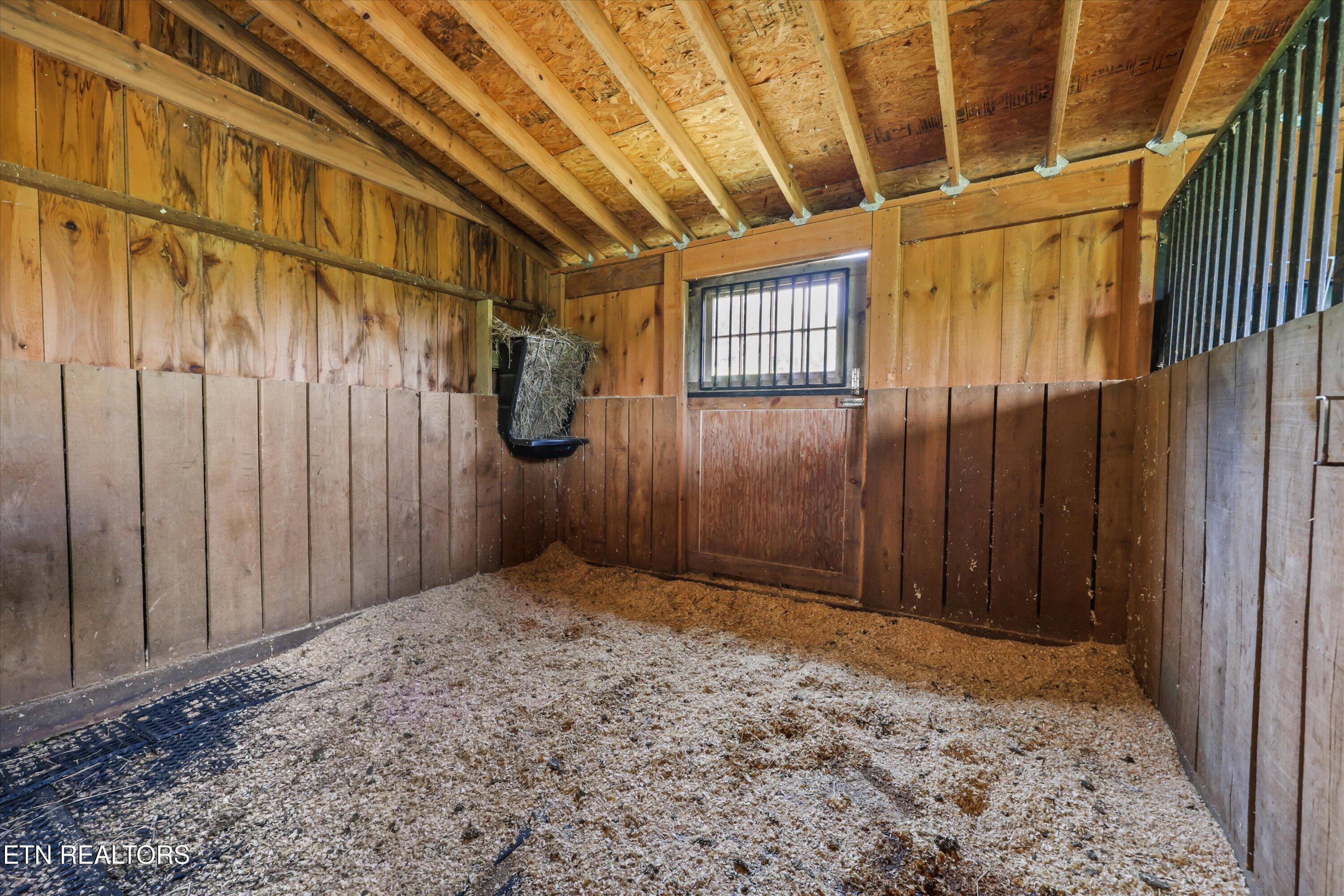 7876 Hines Valley Road Lenoir City TN 37771