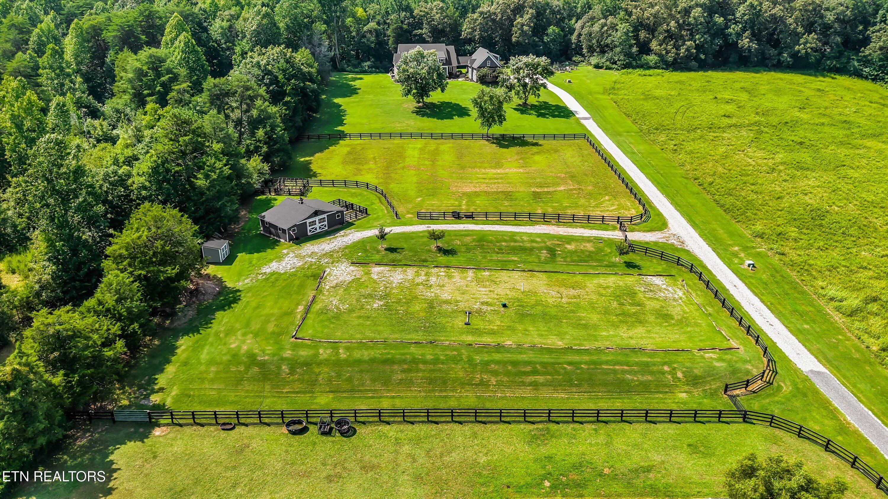 7876 Hines Valley Road Lenoir City TN 37771